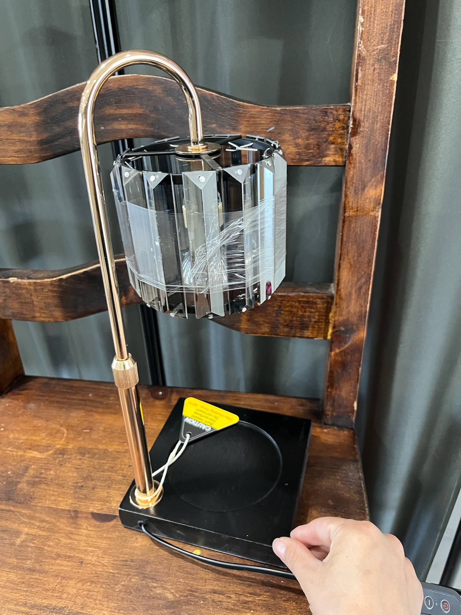 Candle Lamp Warmer With Two Bulbs image 2