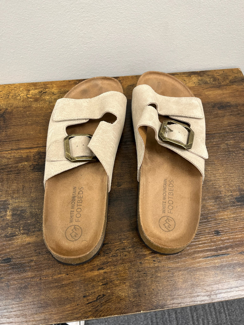 New White Mountain Footbeds Sandals