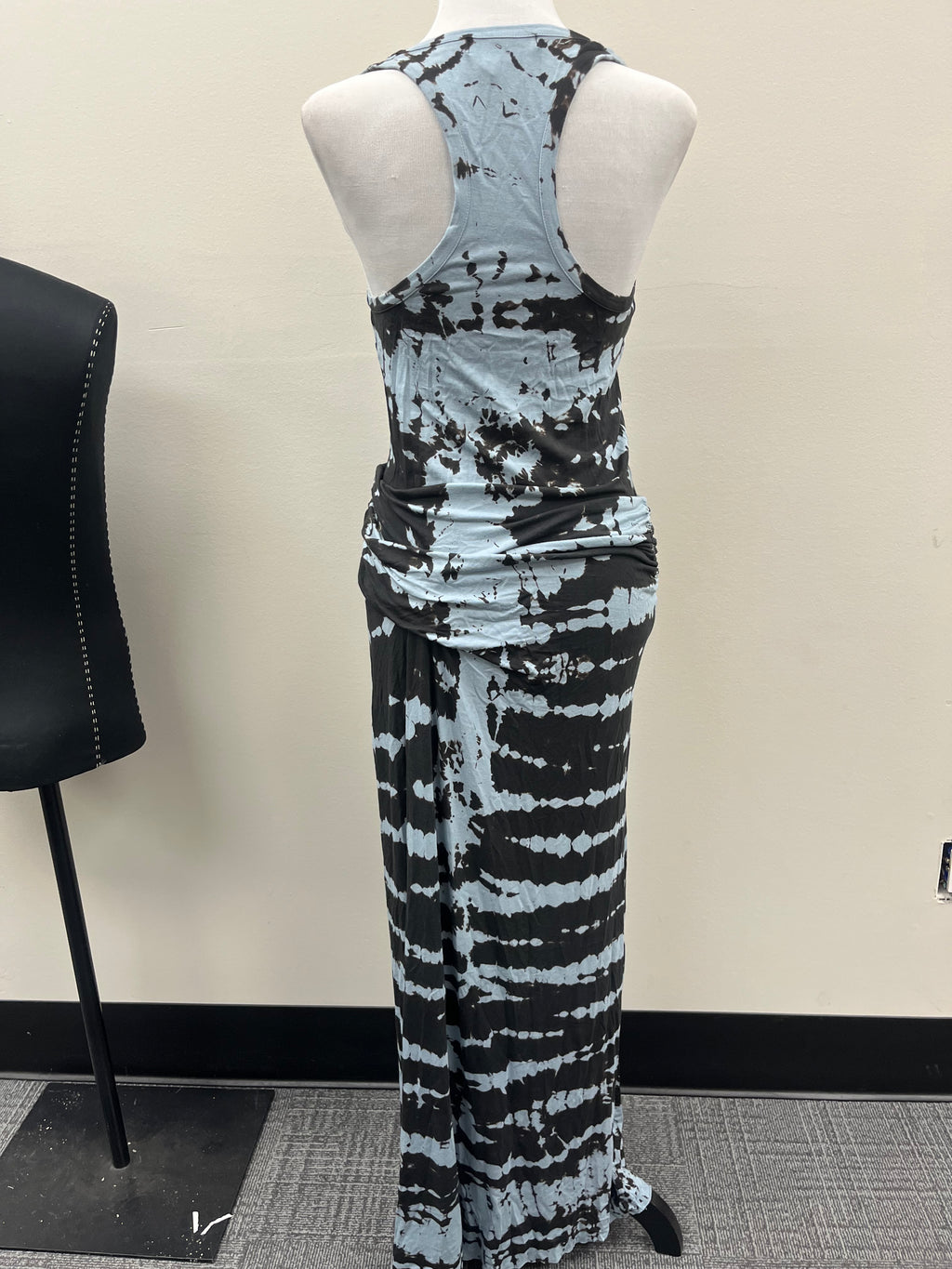 Used Women’s Tie Dye Dress