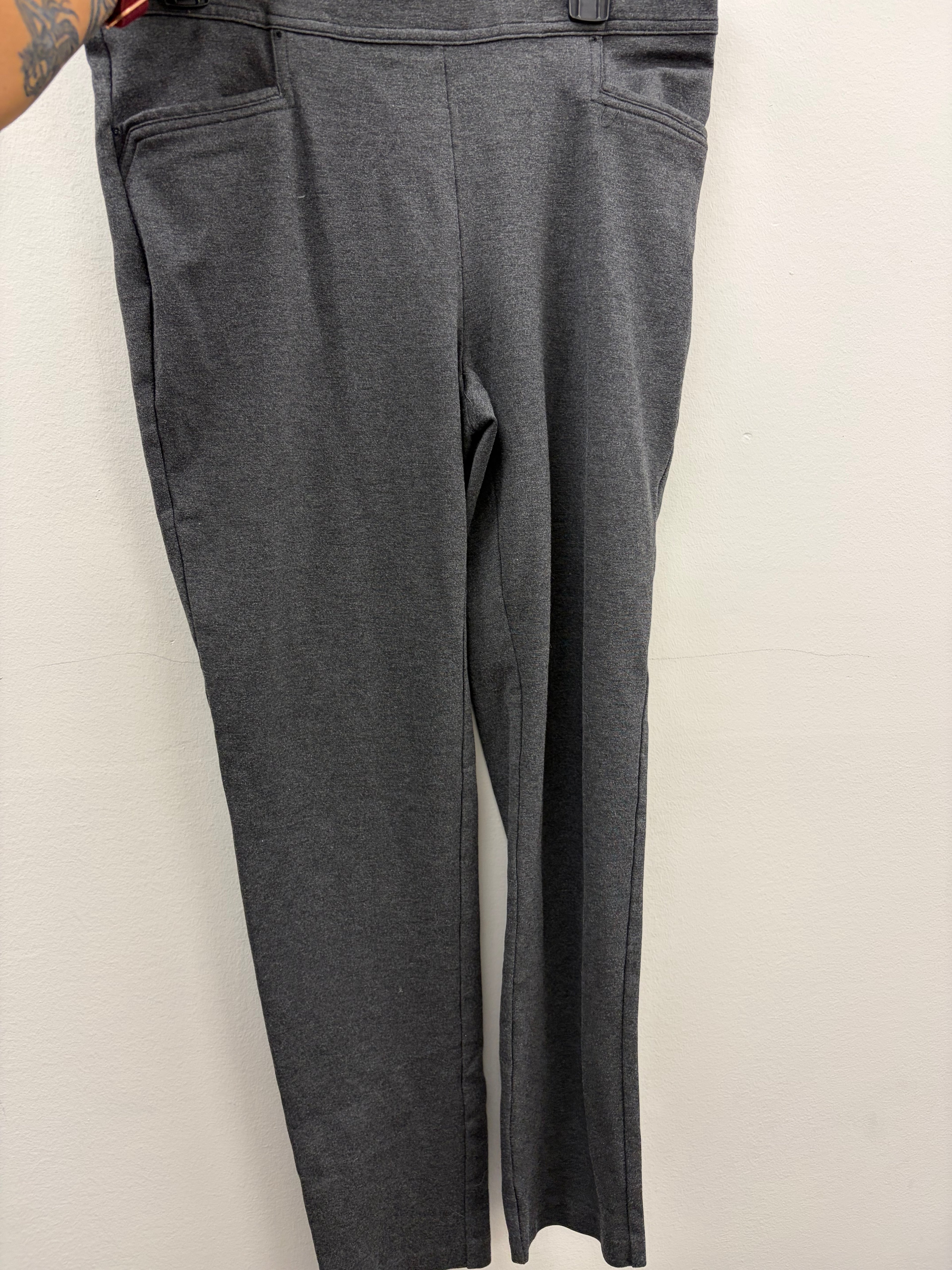 Used Women’s Grey Pants