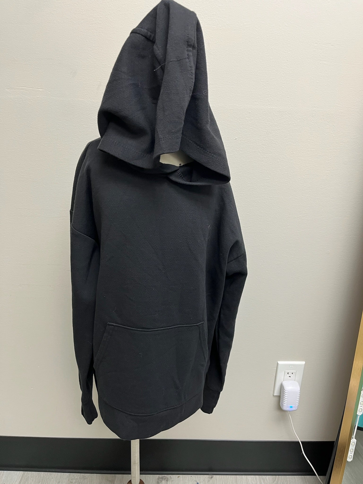 Used Unisex Children’s Black Hooded Sweater