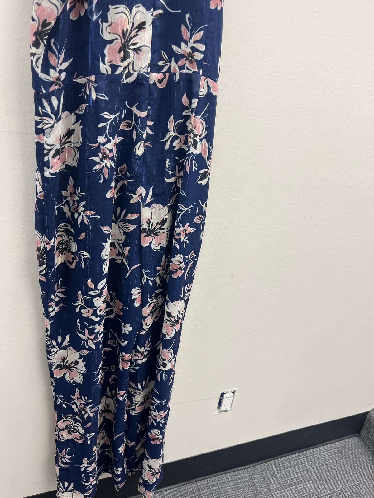 Used Women’s Blue Floral Jumpsuit