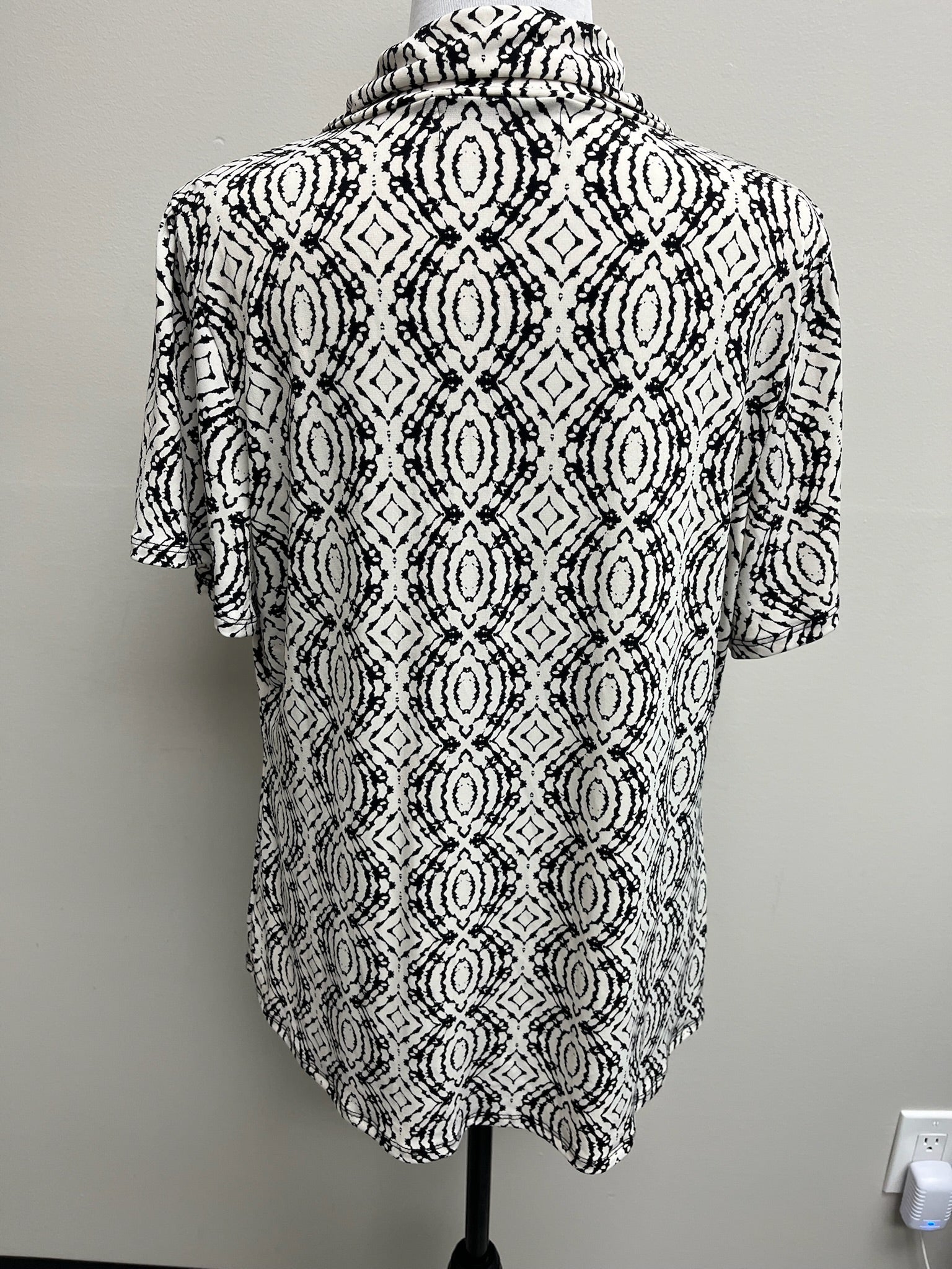 Used Women’s Polo Shirt