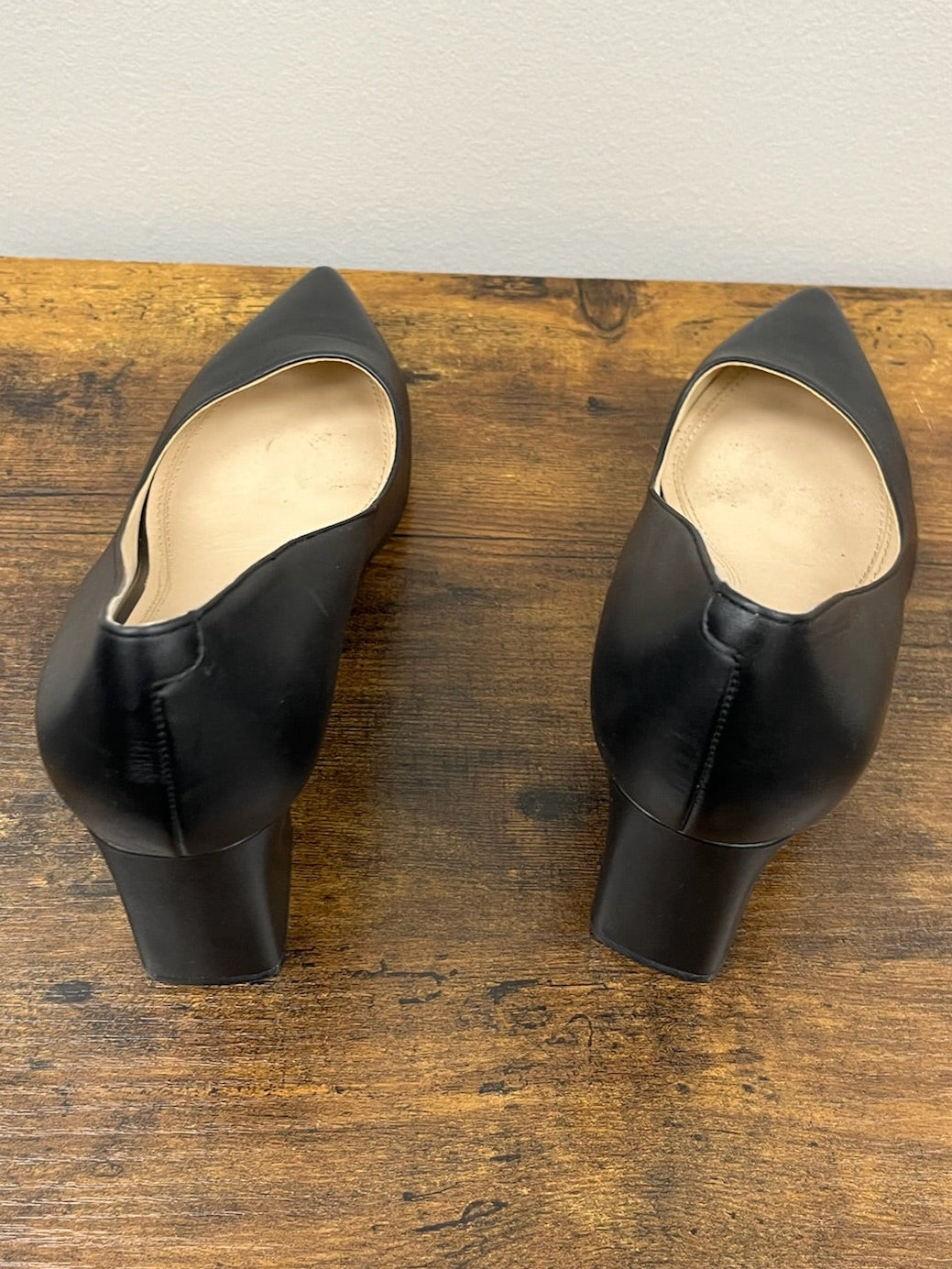 Used Women’s Black Heels