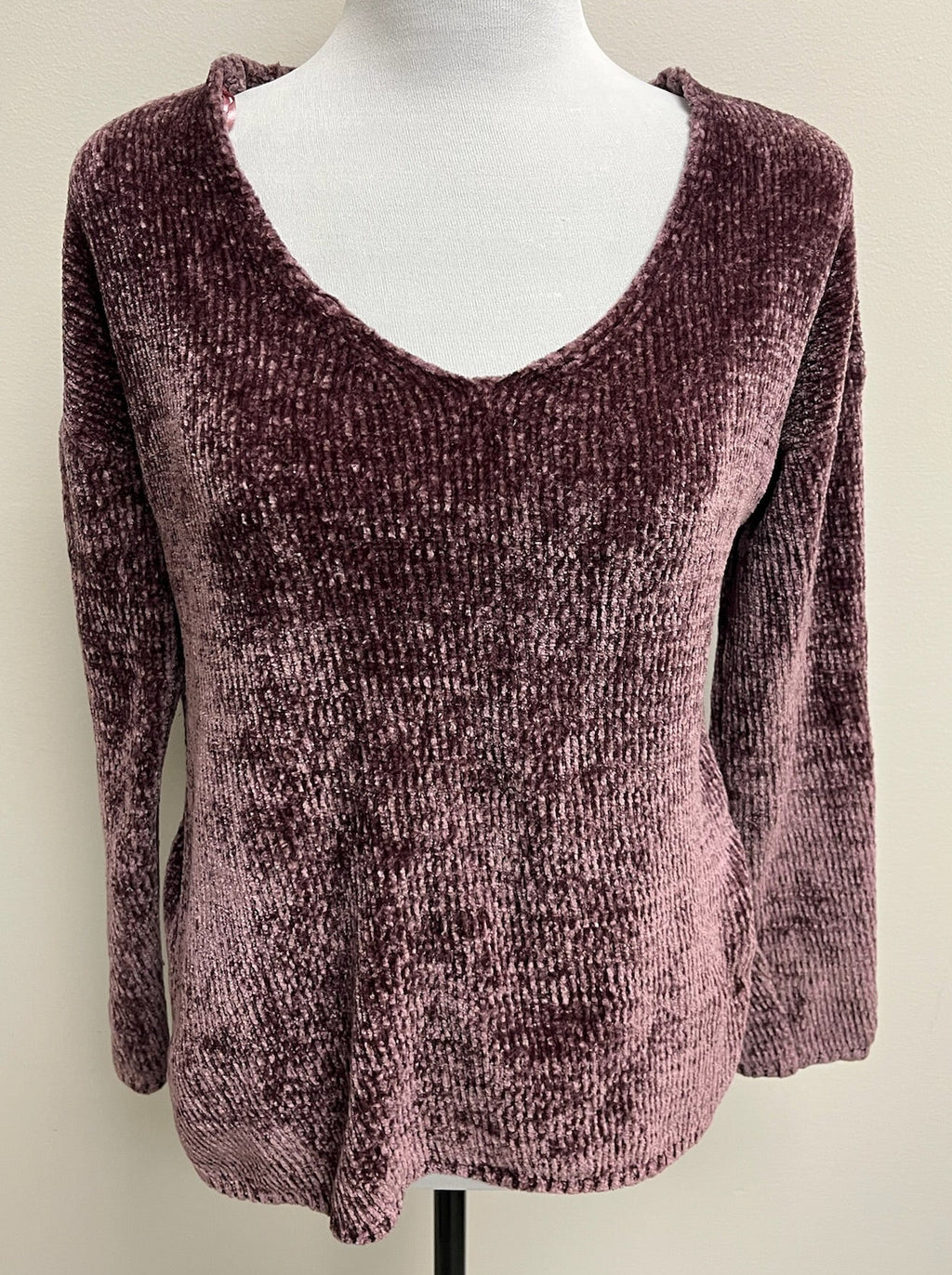 Used Women’s Knitted Sweater Shirt