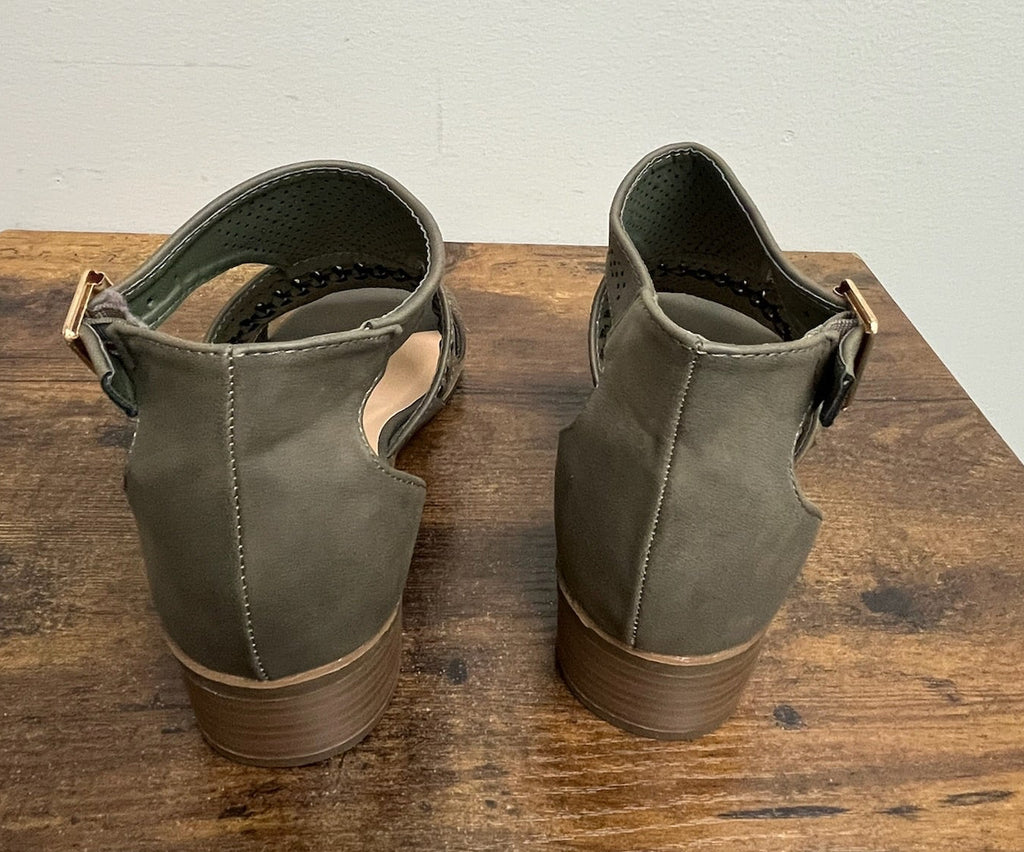 Used Women’s Green Heeled Sandals