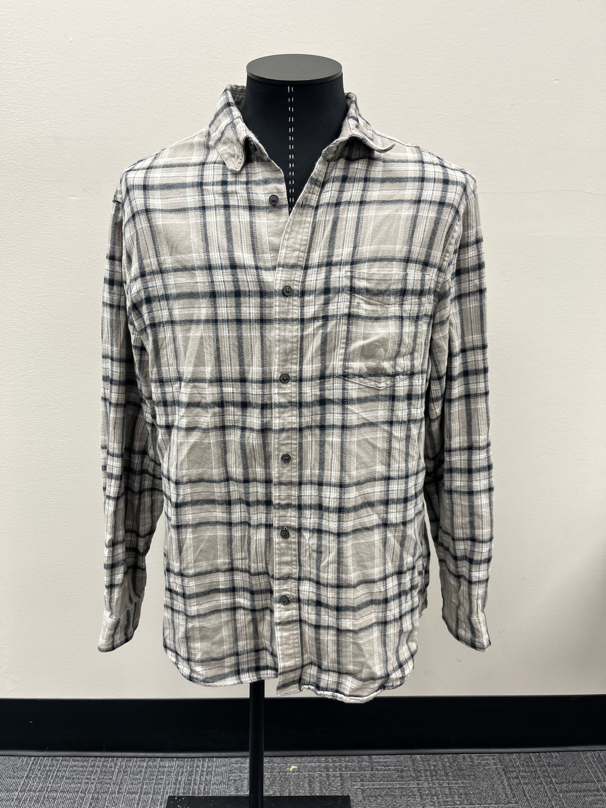 Used Men’s Flannel