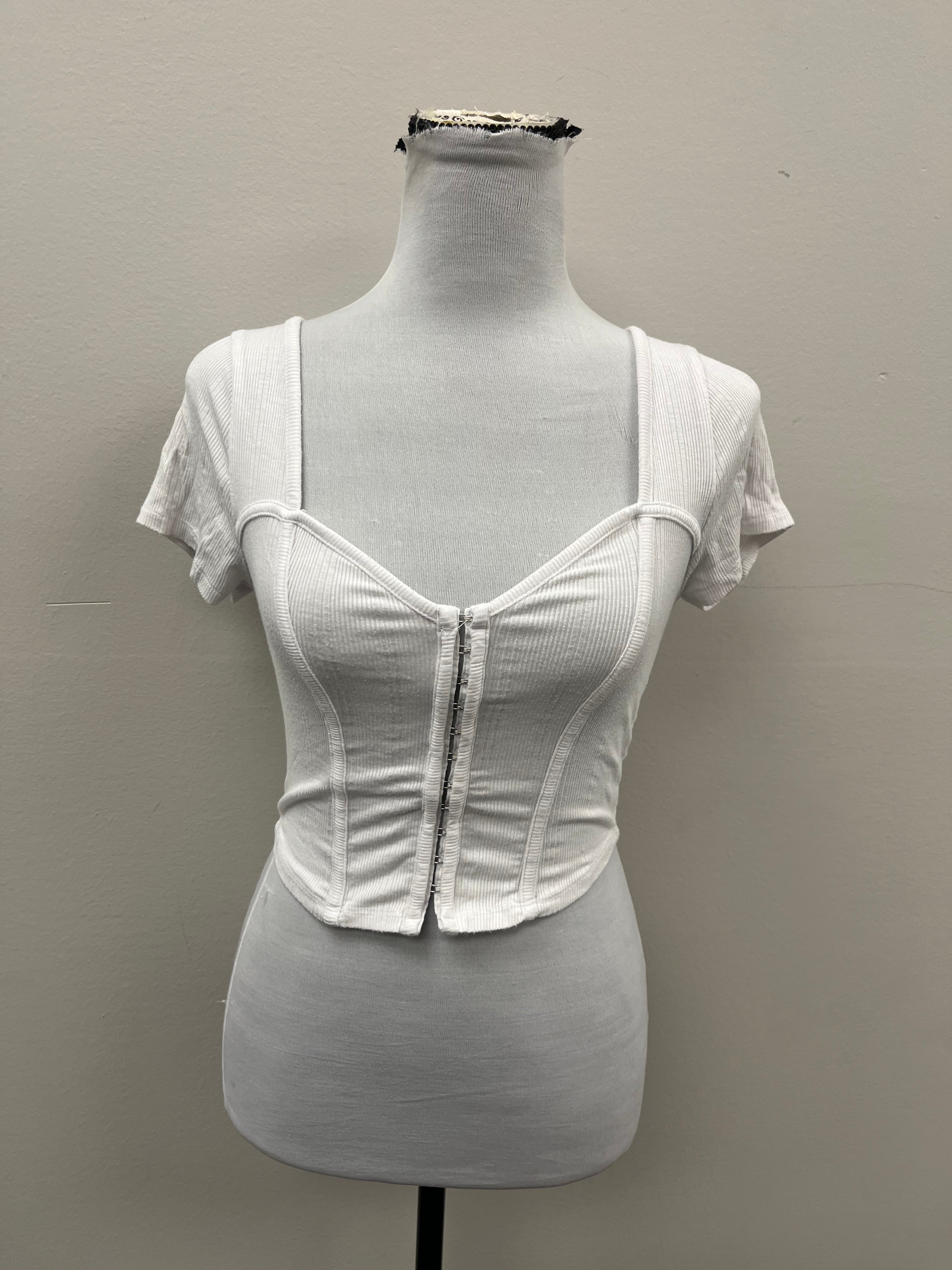 Used Women’s White Crop Top
