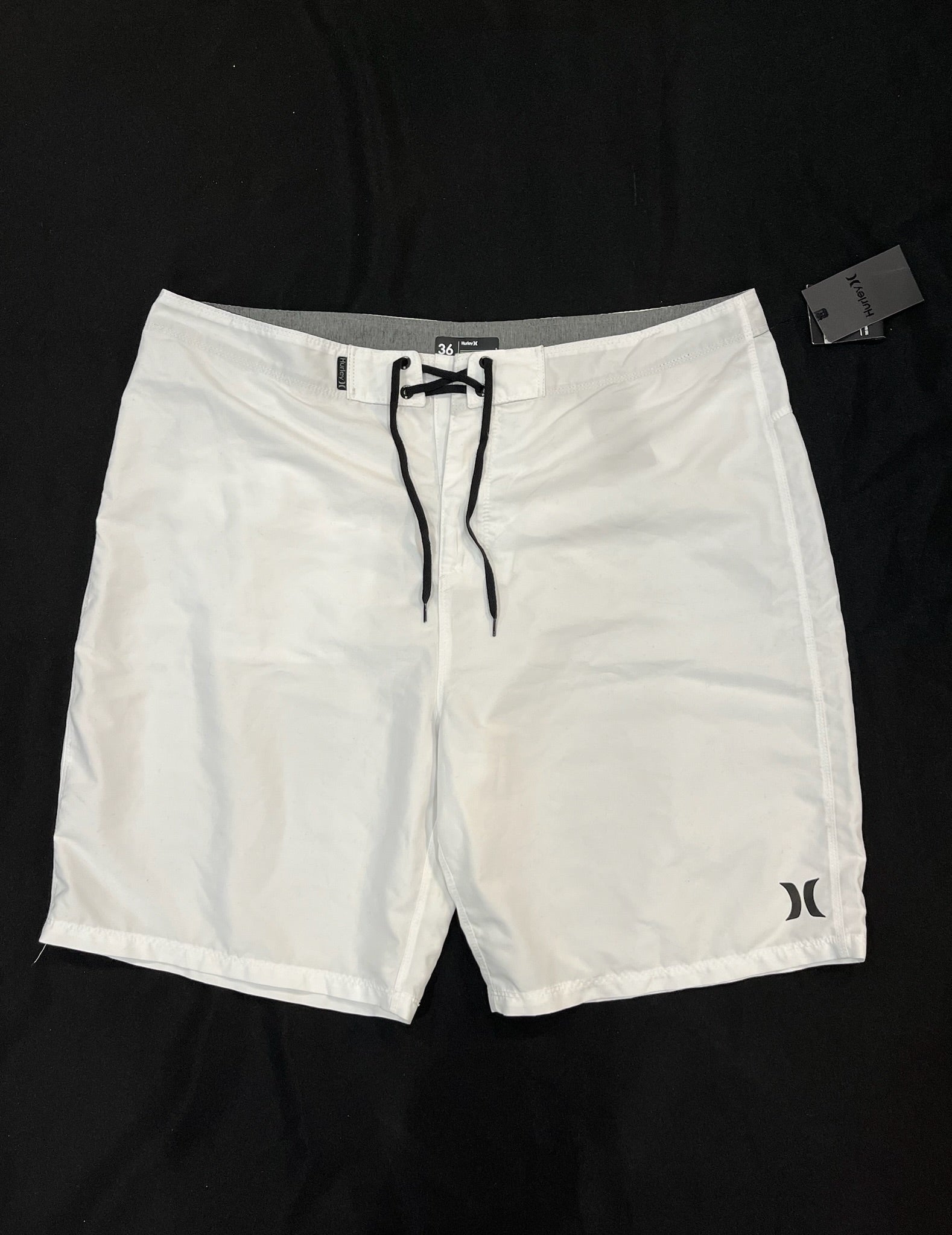 Men’s White Shorts image 0