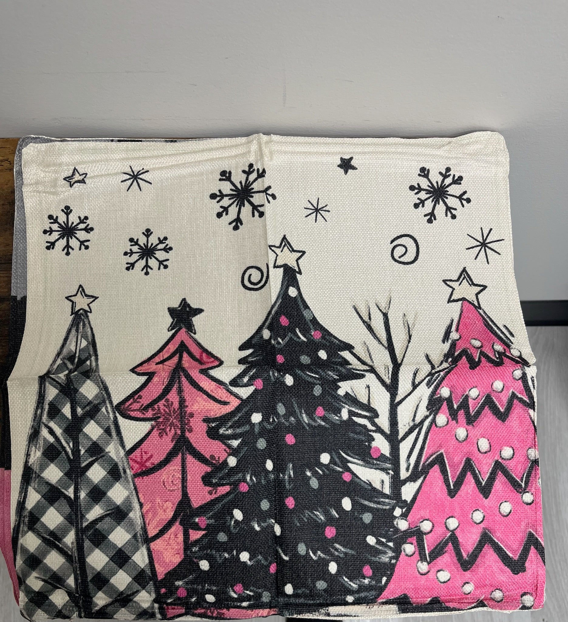 New 4 Piece Christmas Throw Pillow Cases