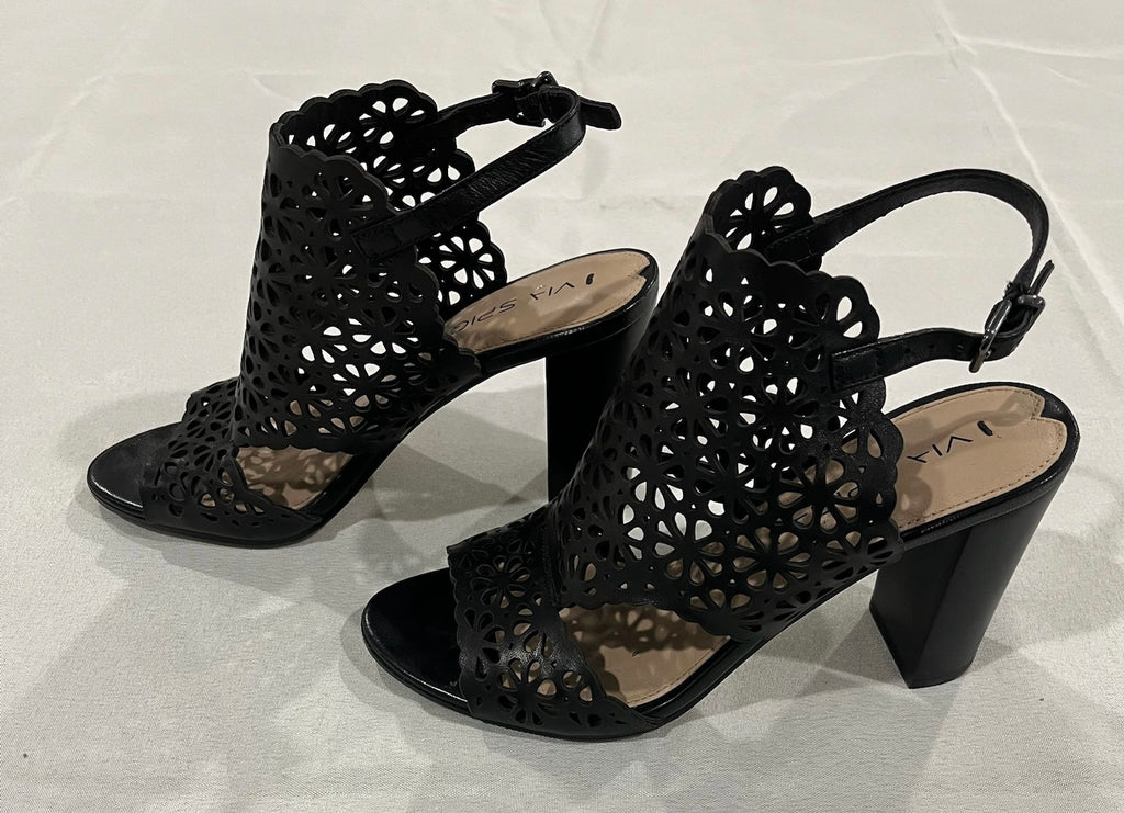 Black Wedges image 2
