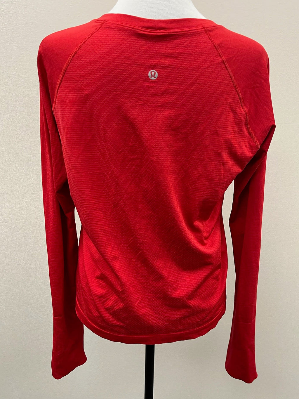 Used Women’s Red Athletic Shirt