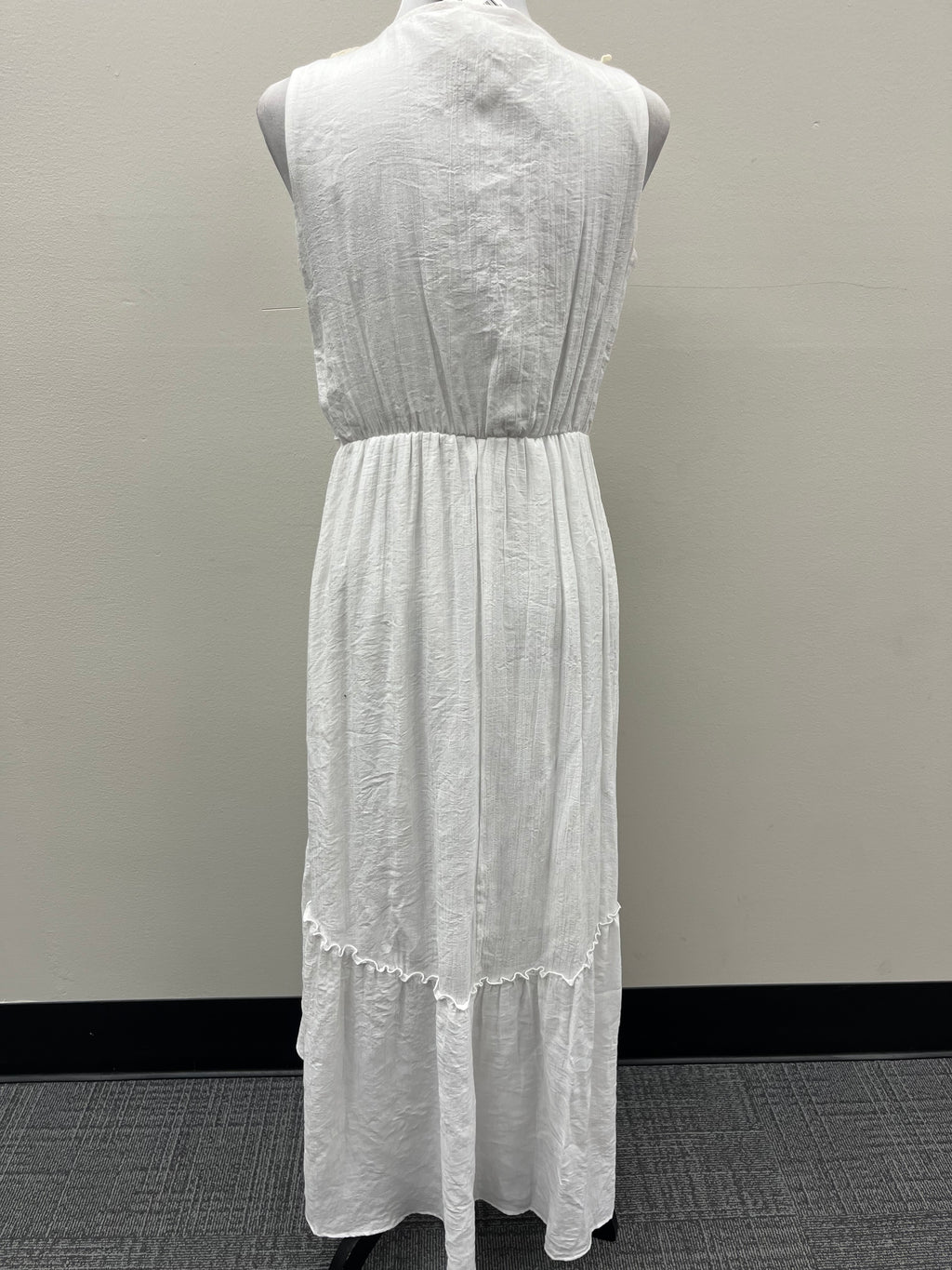 New Women’s White Dress