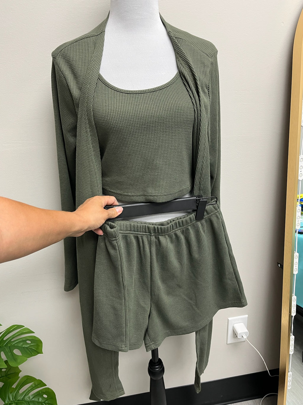 Used Women’s Three Piece Green Crop Top, Shorts & Cardigan Set