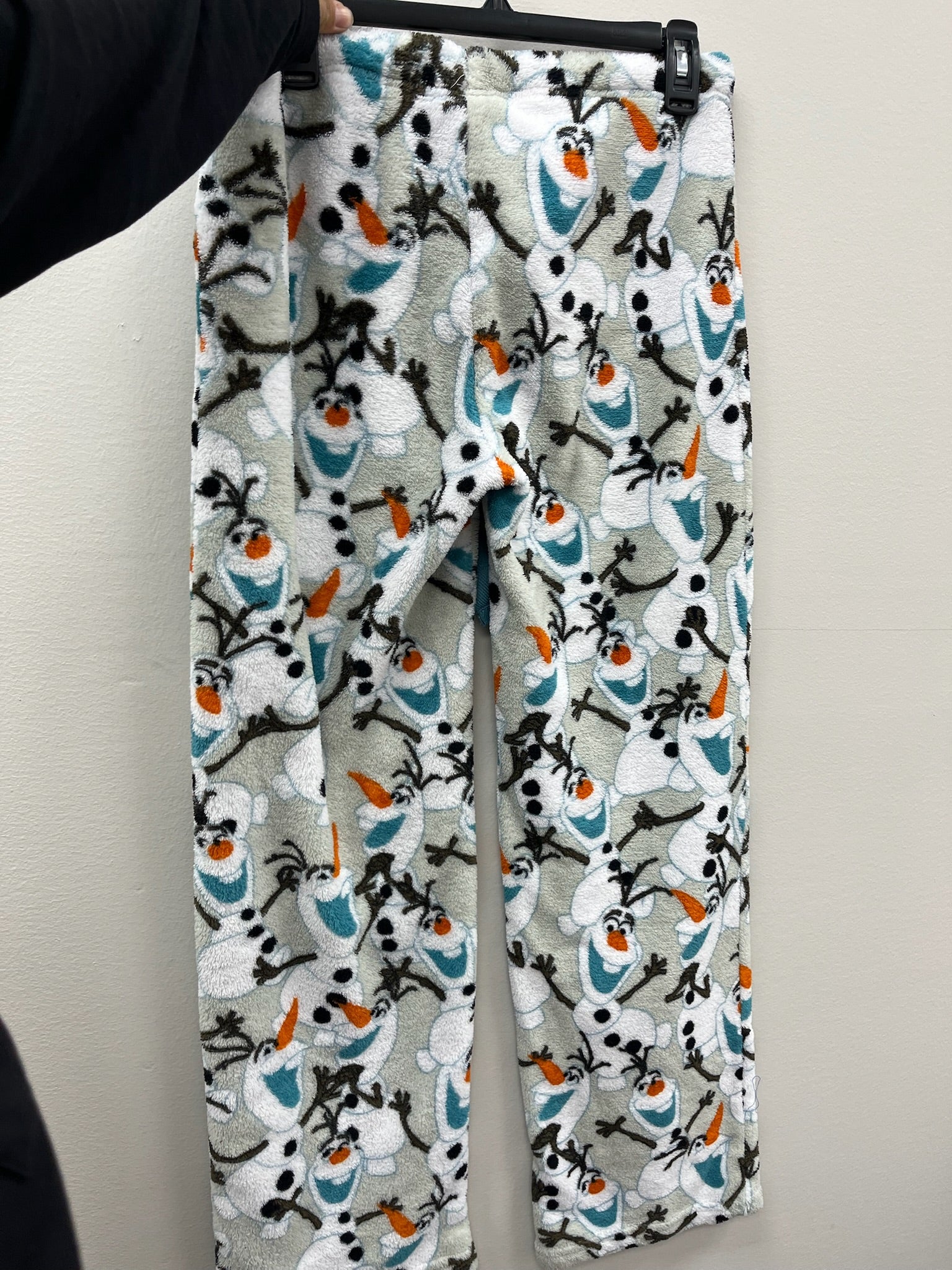 Used Women’s Frozen Olaf Pajama Pants