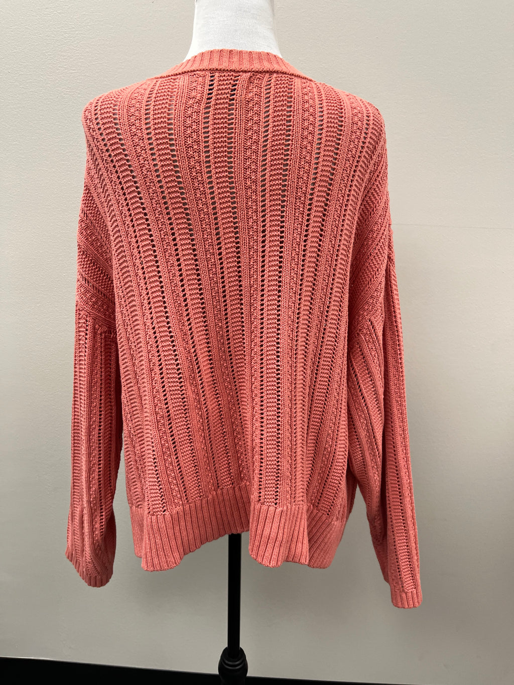 Used Women’s Knitted Sweater Shirt