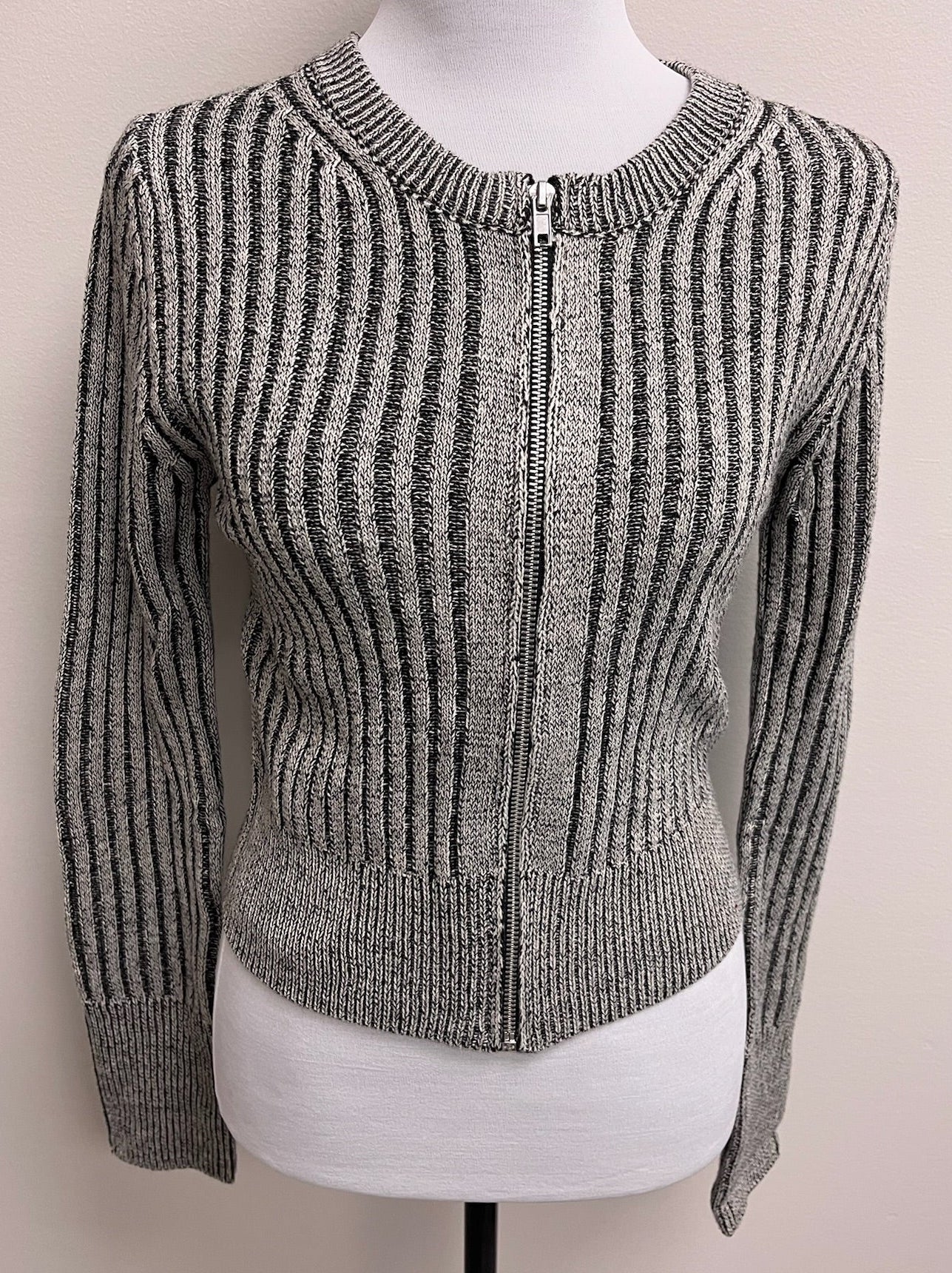 Women’s Grey Zip Up Sweater
