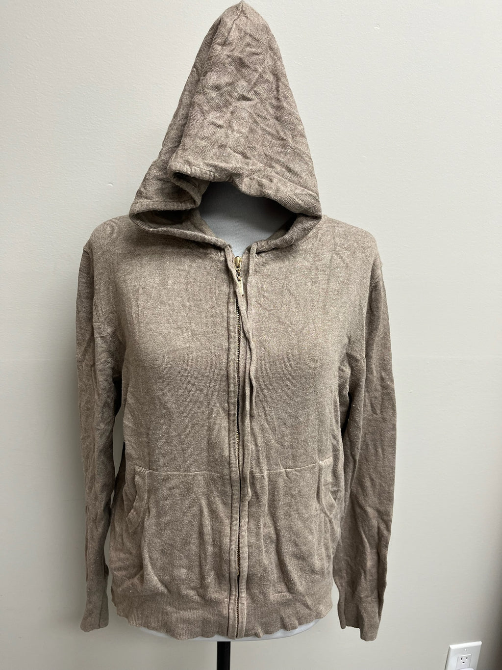 Used Women’s Tan Zip Up Hoodie Sweater