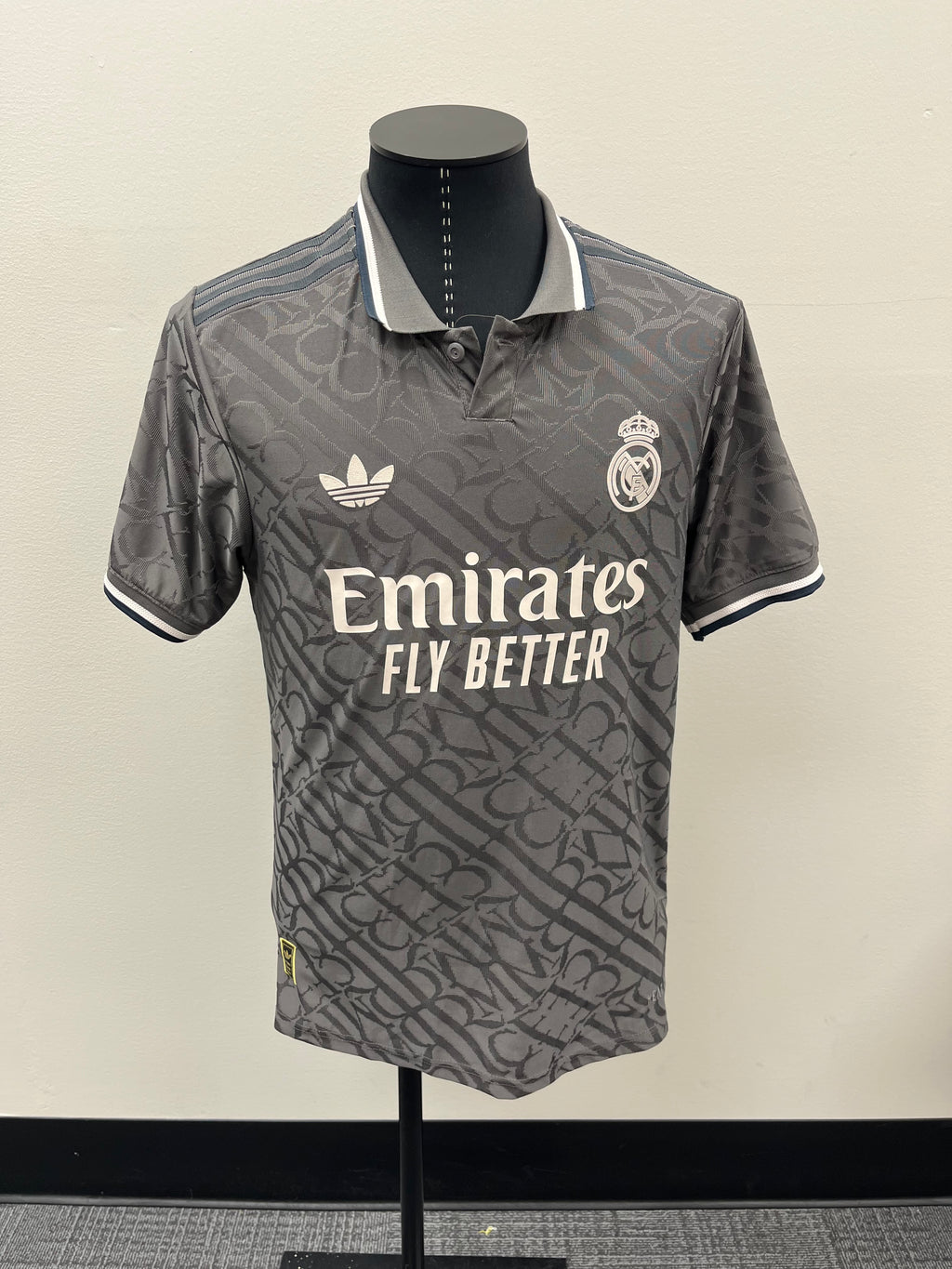 Used Men’s Grey Real Madrid 2024/25 Third Jersey