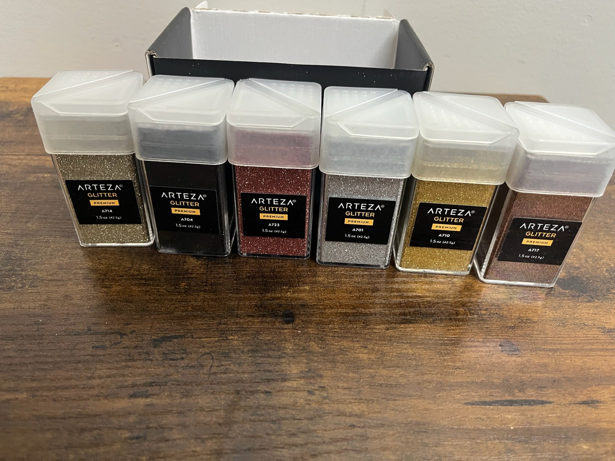 New 6 Piece Glitter Set
