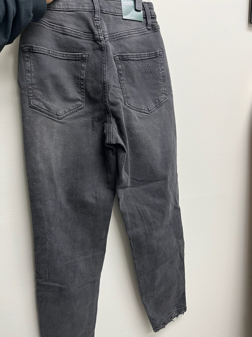 New Women’s Black Jeans