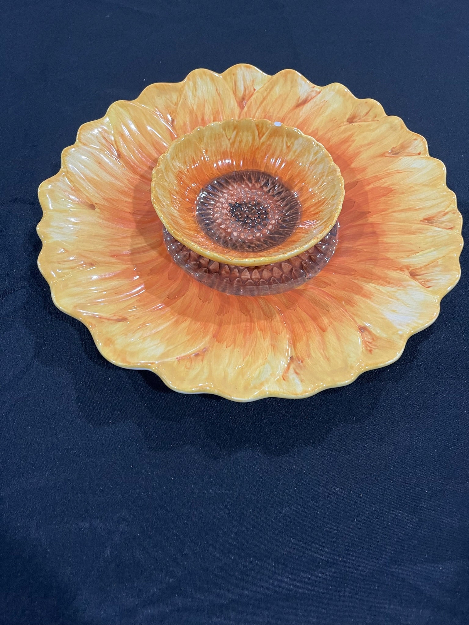 Sunflower Terra Cotta Chip & Dip Platter image 1