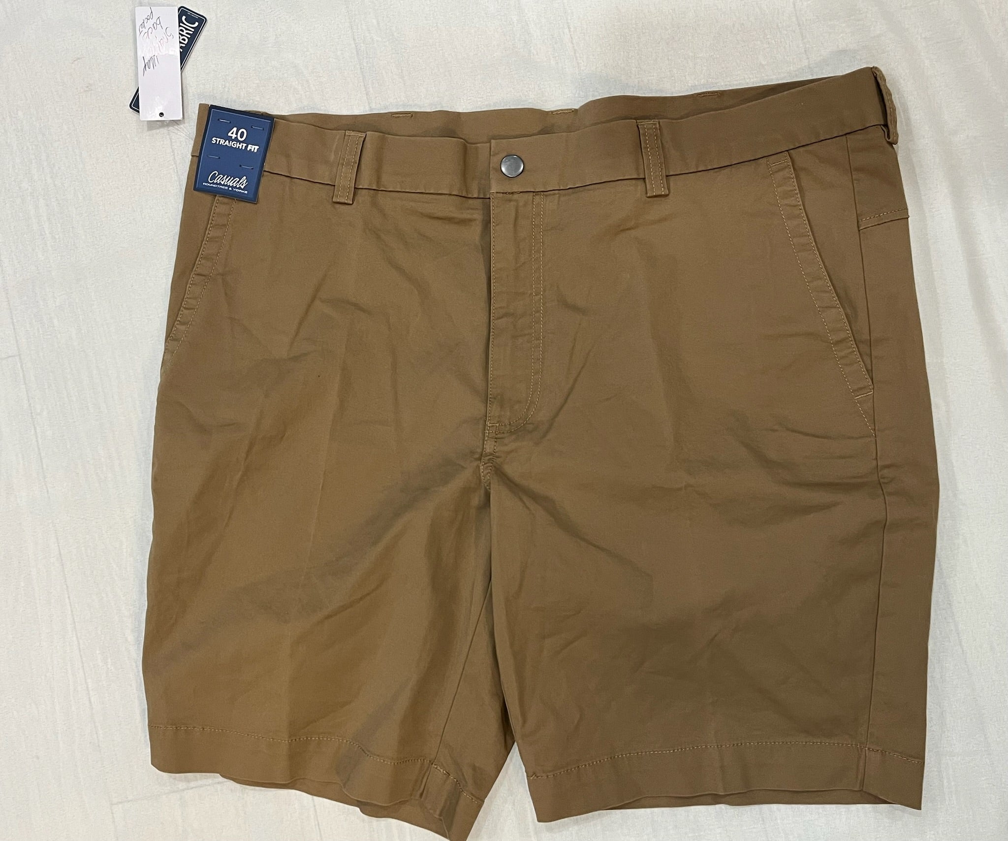 Men’s Khaki Shorts image 0