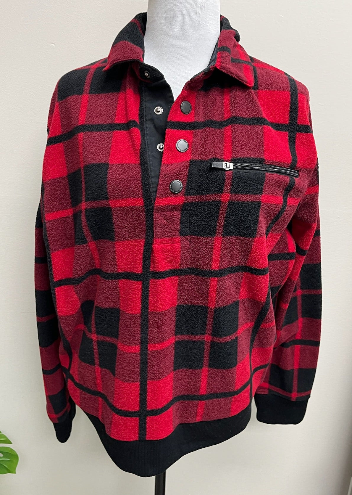 Used Women’s Flannel Sweater