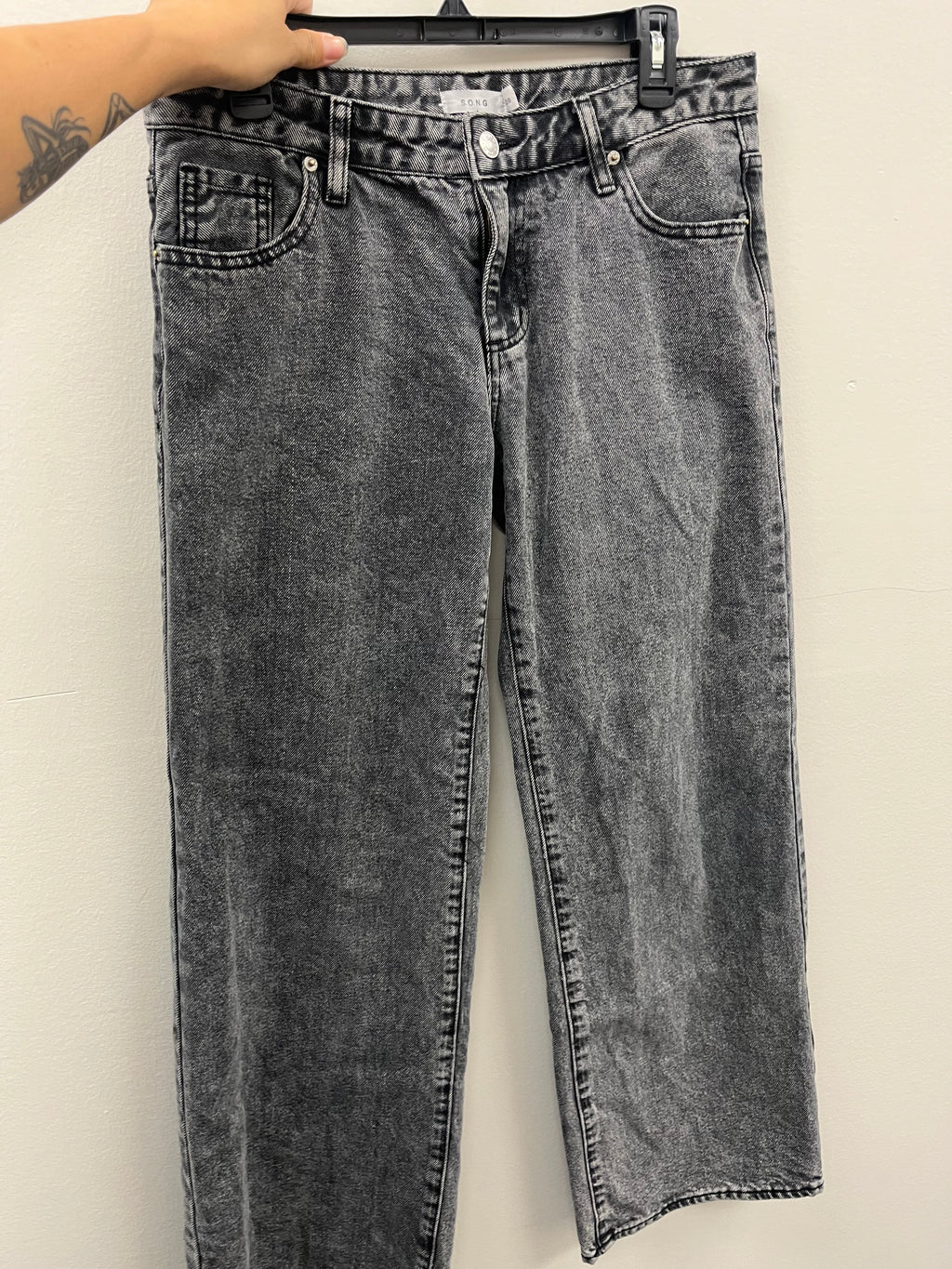 Used Women’s Grey Jeans