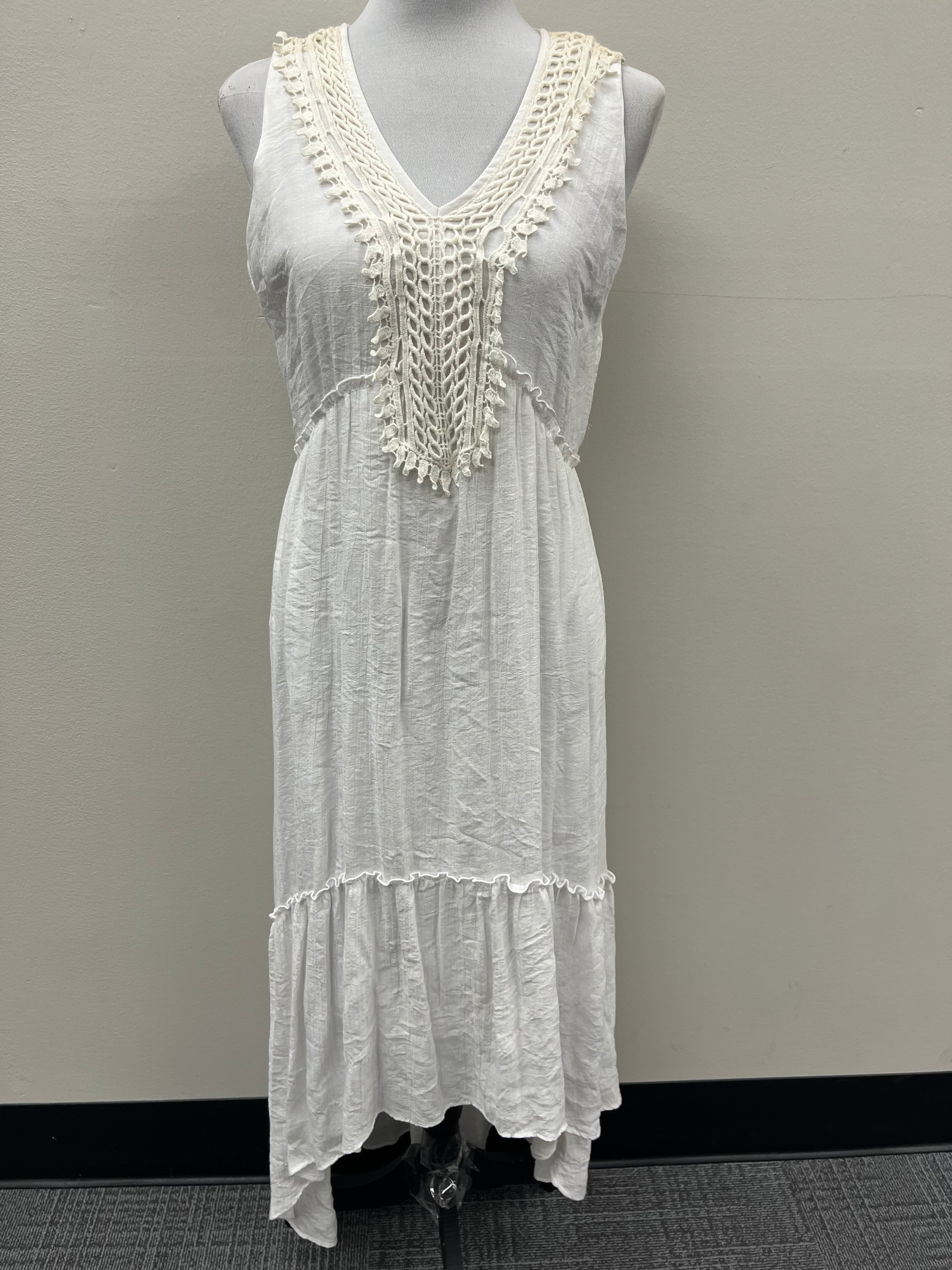 New Women’s White Dress