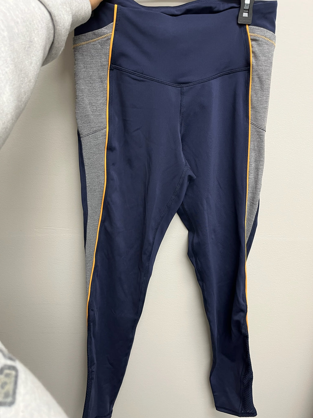 Women’s Athletic Pants