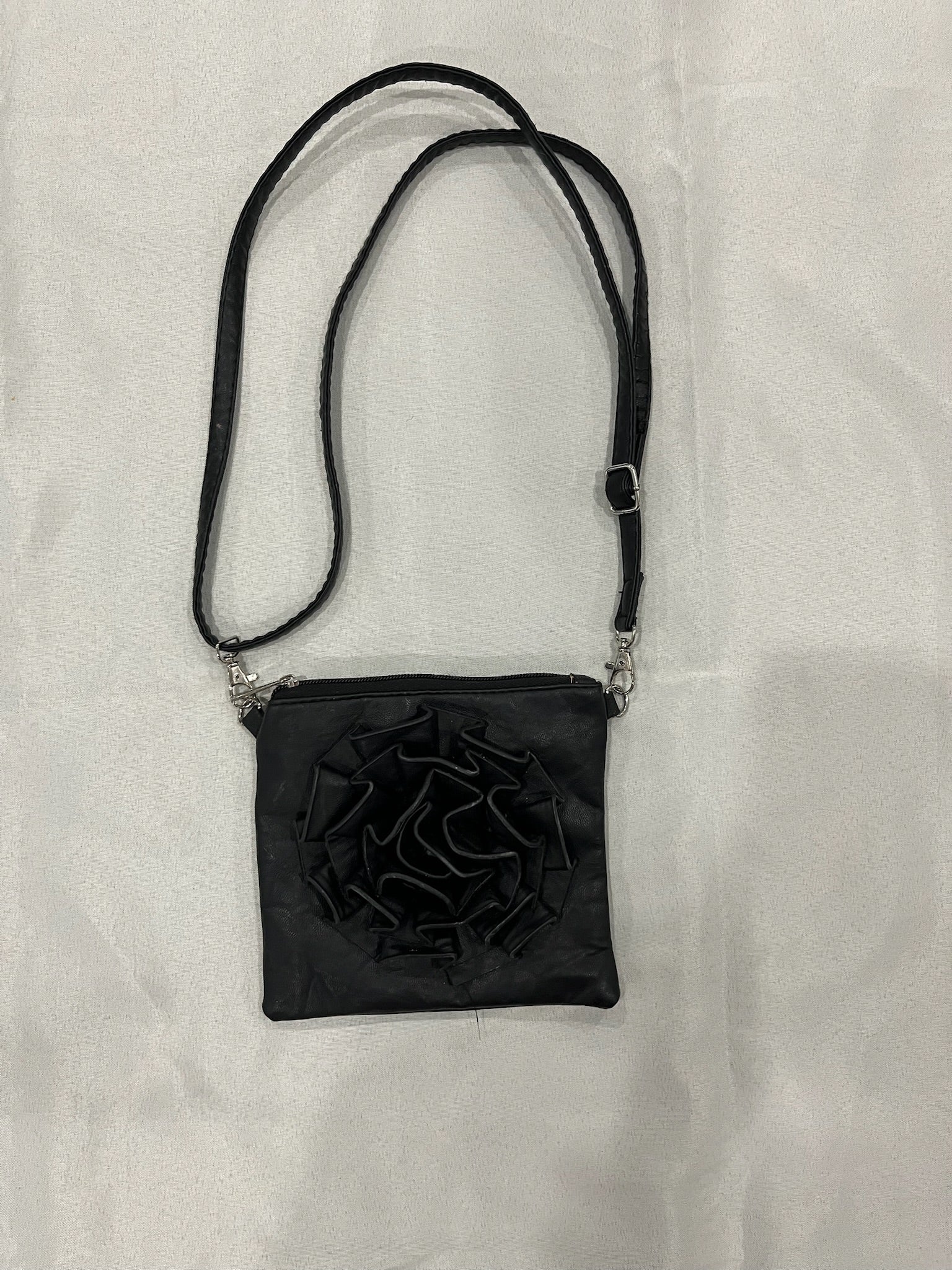 Vintage Black Flower Small Purse image 0