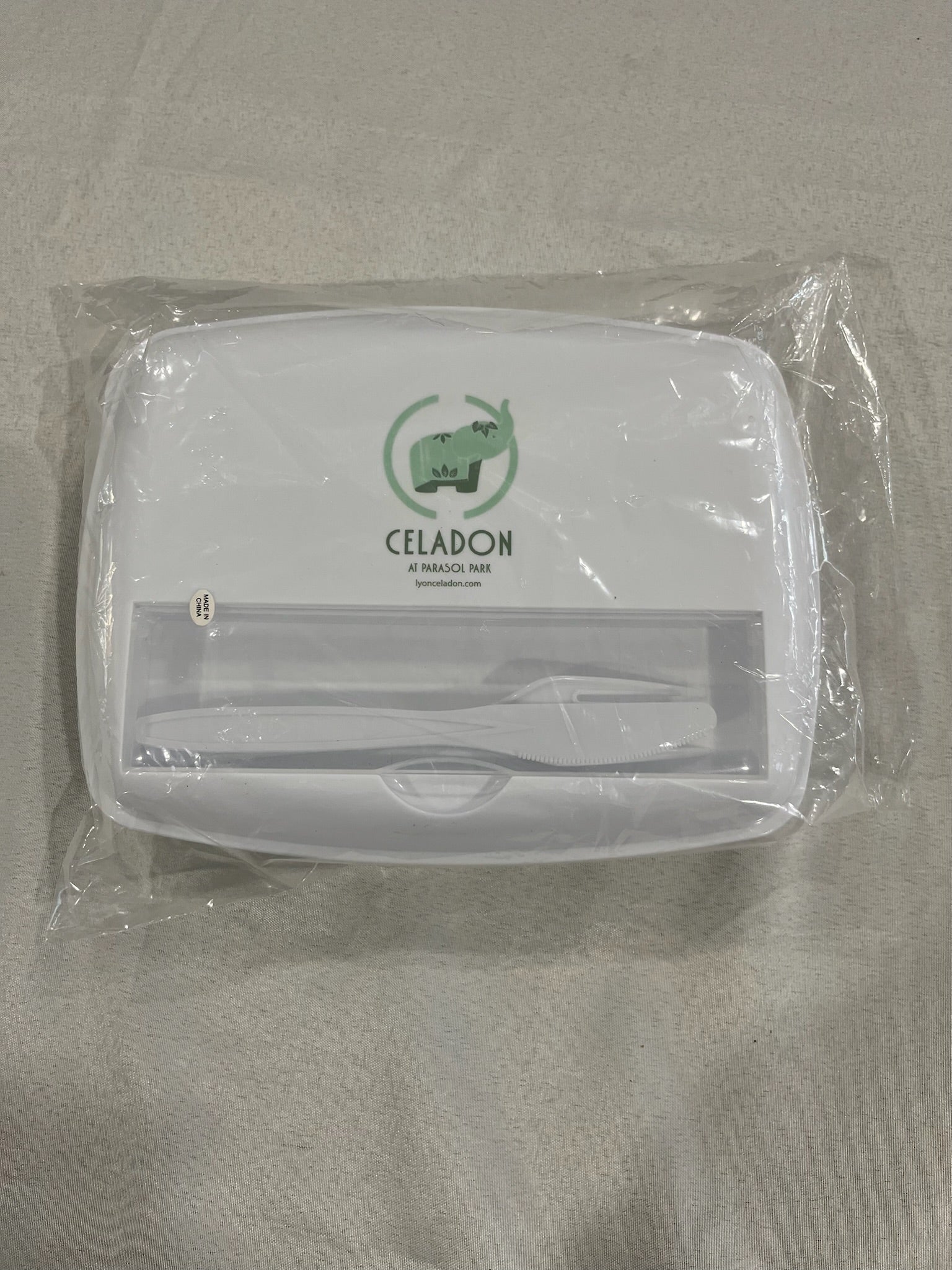 Plastic Food Container With Lid & Utensils image 0