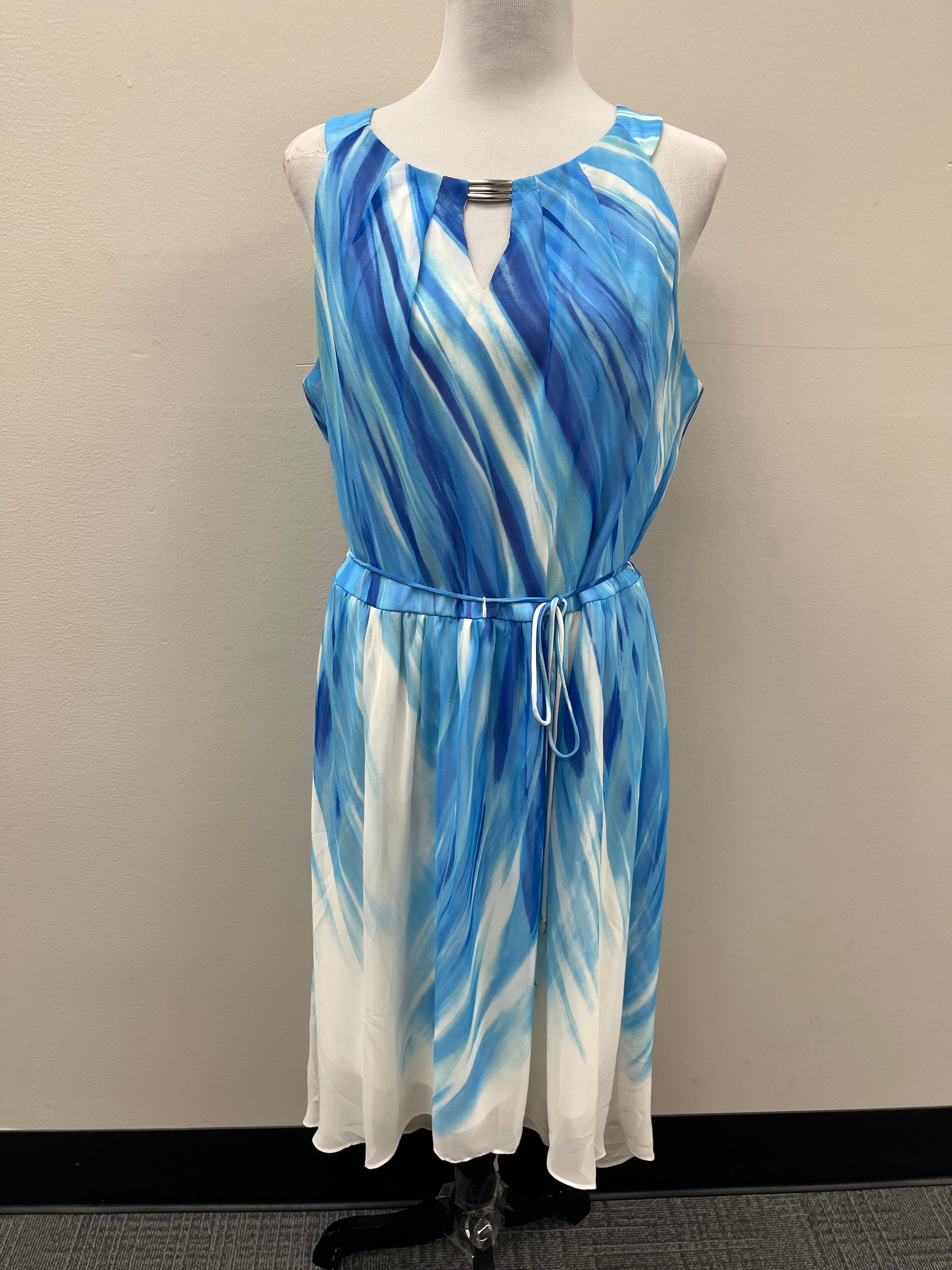 Used Women’s Blue Dress