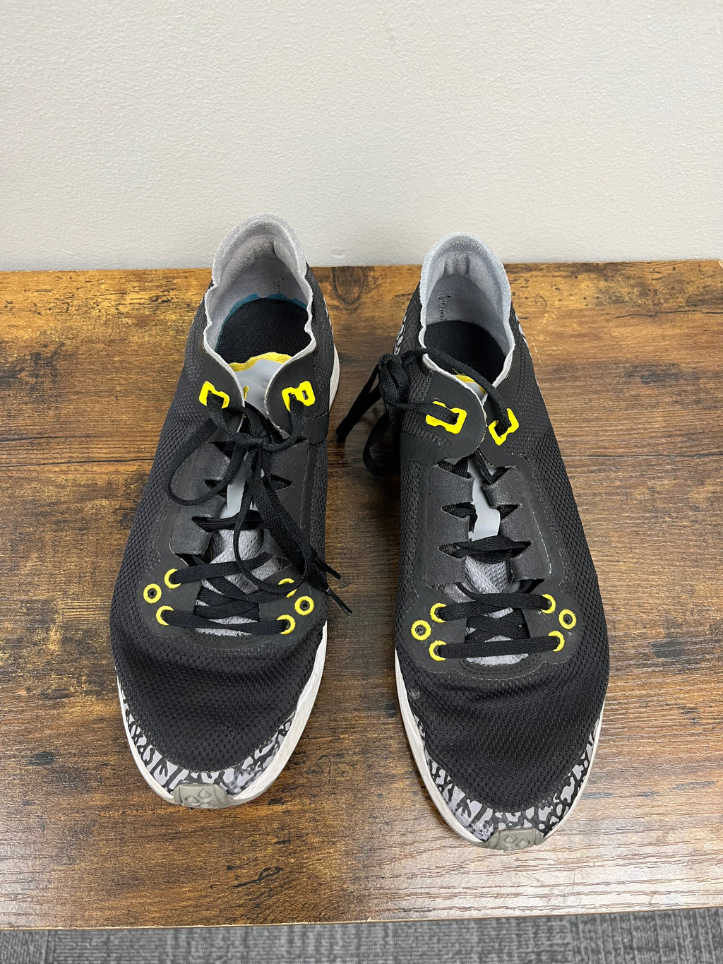 Used Men’s Jordan Racerback Sneakers
