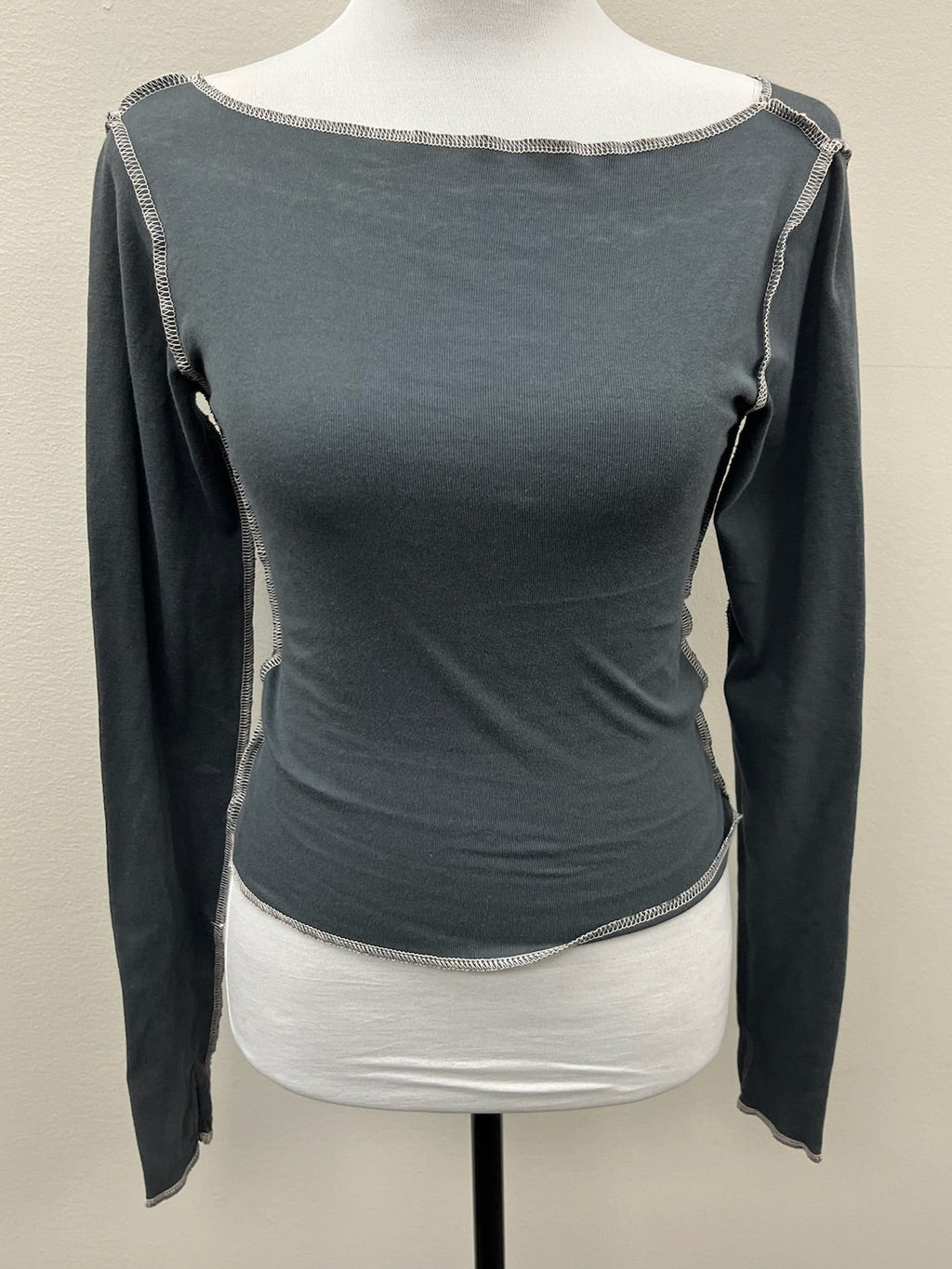 Used Women’s Grey Long Sleeve Shirt