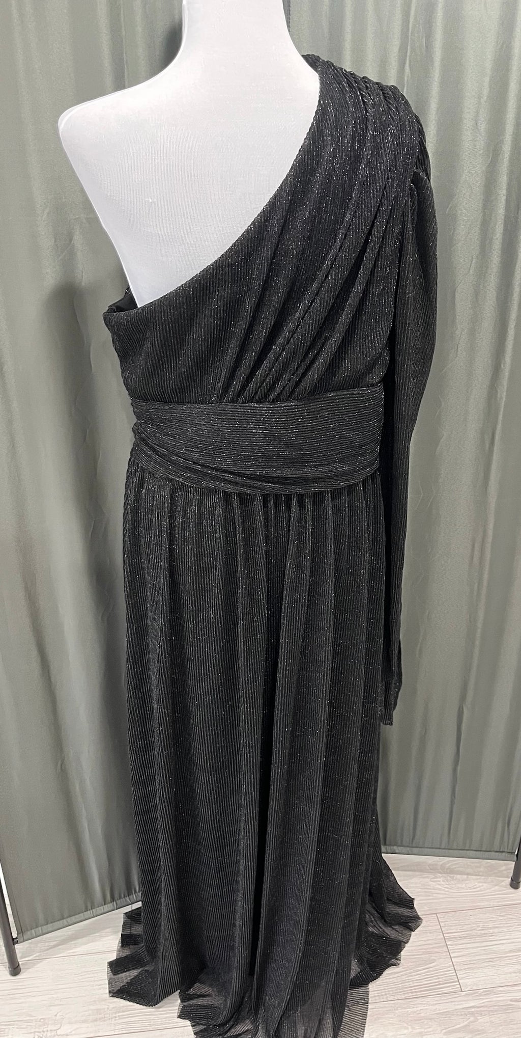 Women’s Black Dress image 2