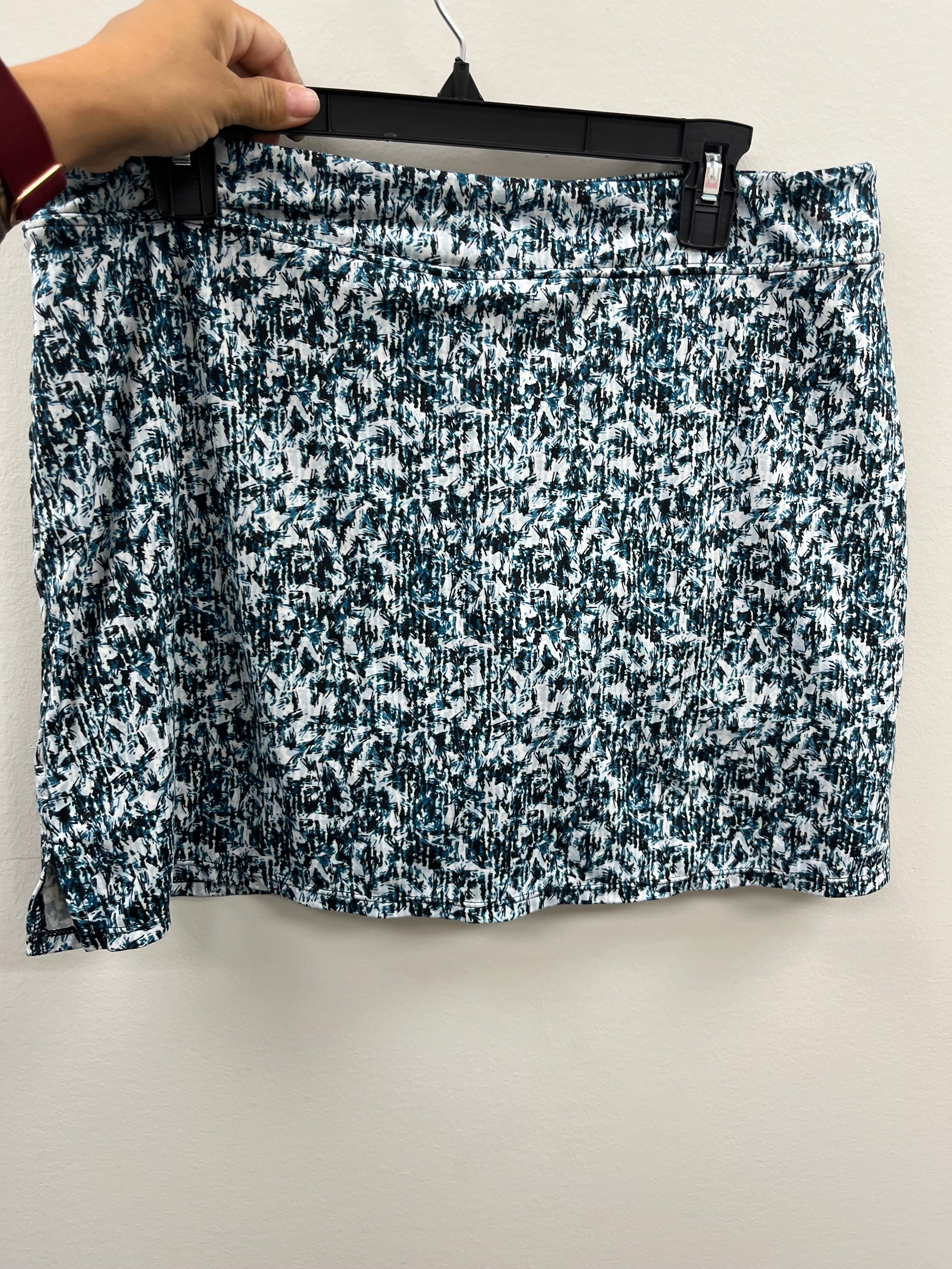 Used Women’s Athletic Skort