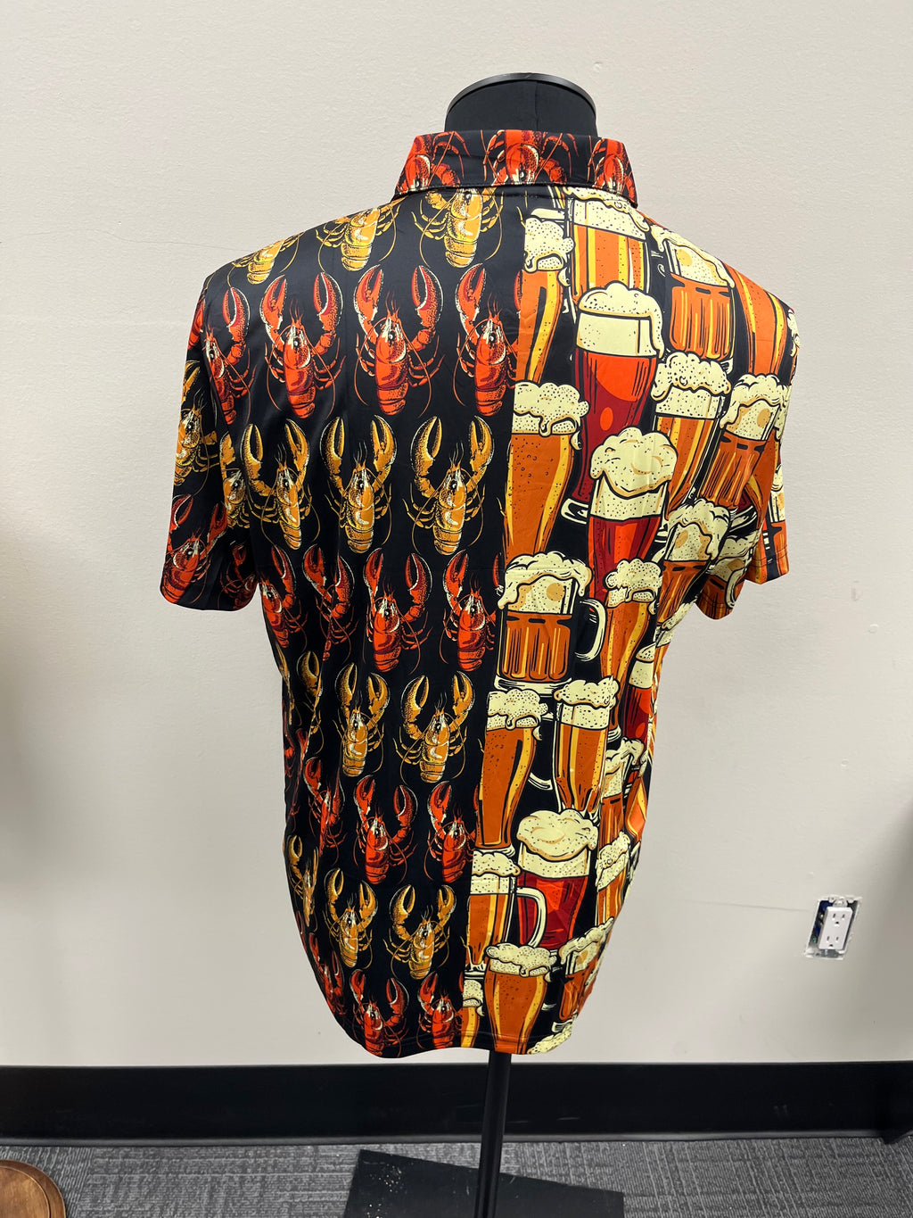 New Men’s Beer & Lobster Button up Shirt