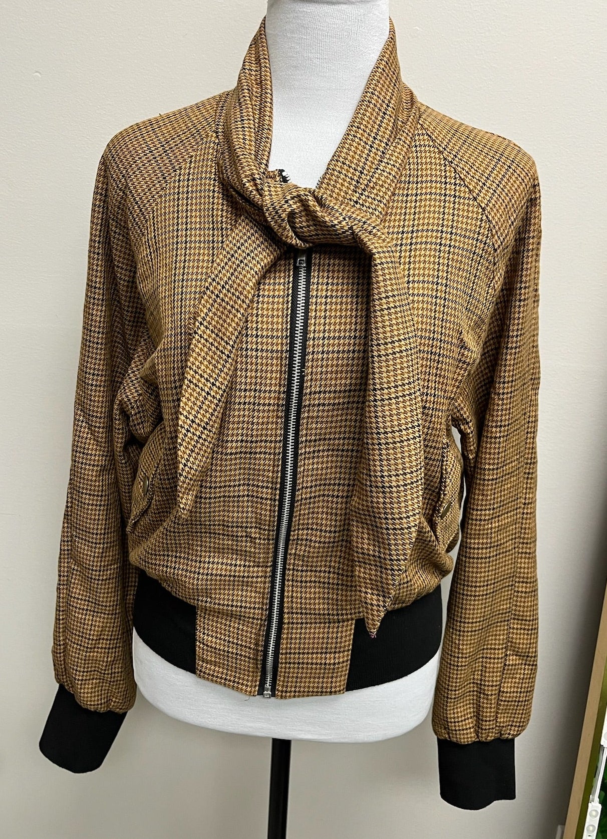 Used Women’s Checkered Zip Up Jacket