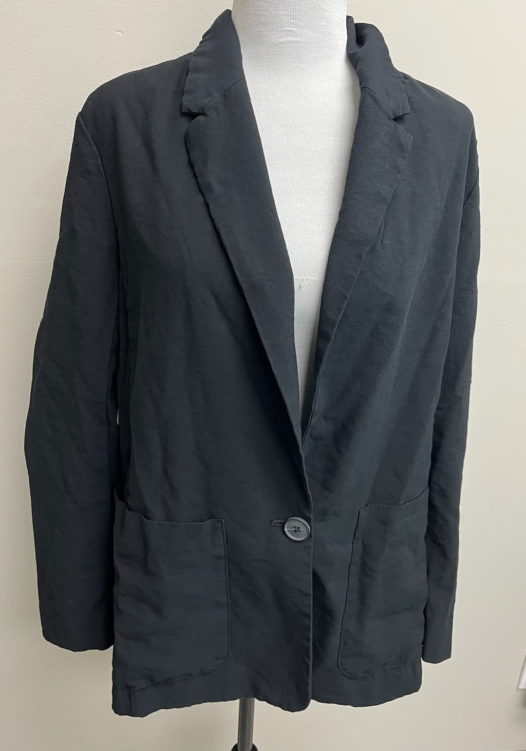 Used Women’s Black Suit Jacket