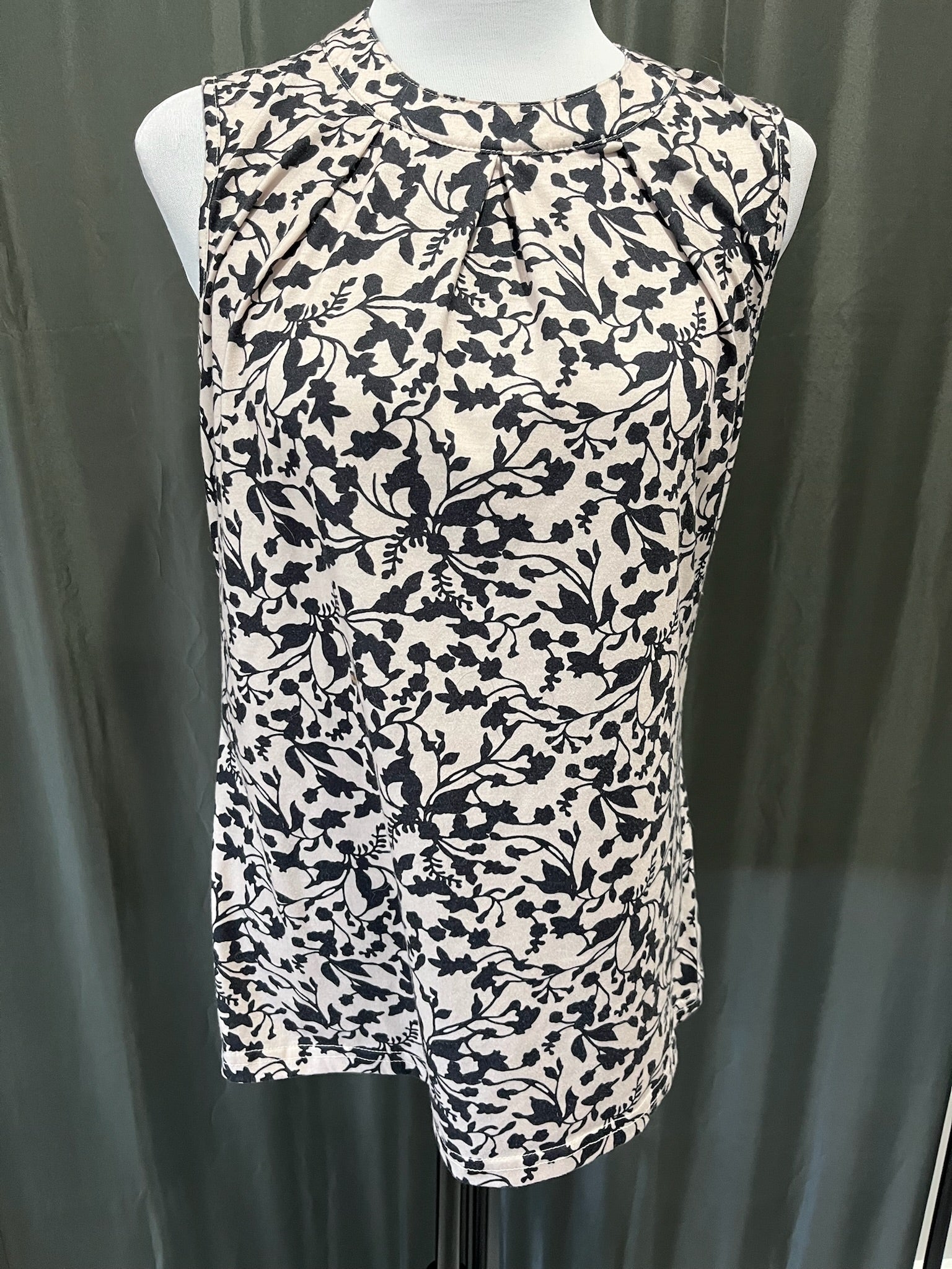 Women’s Top image 0