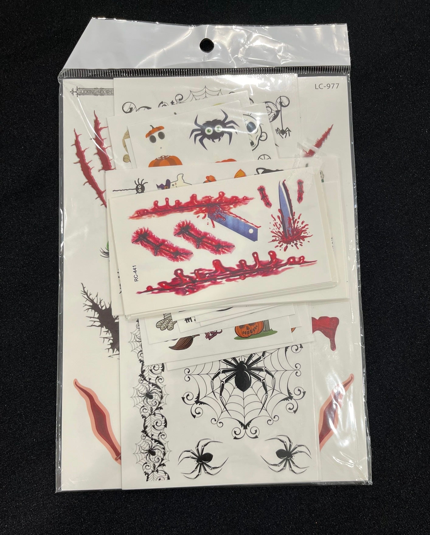 Pack Of 560 Halloween Tattoos  image 1