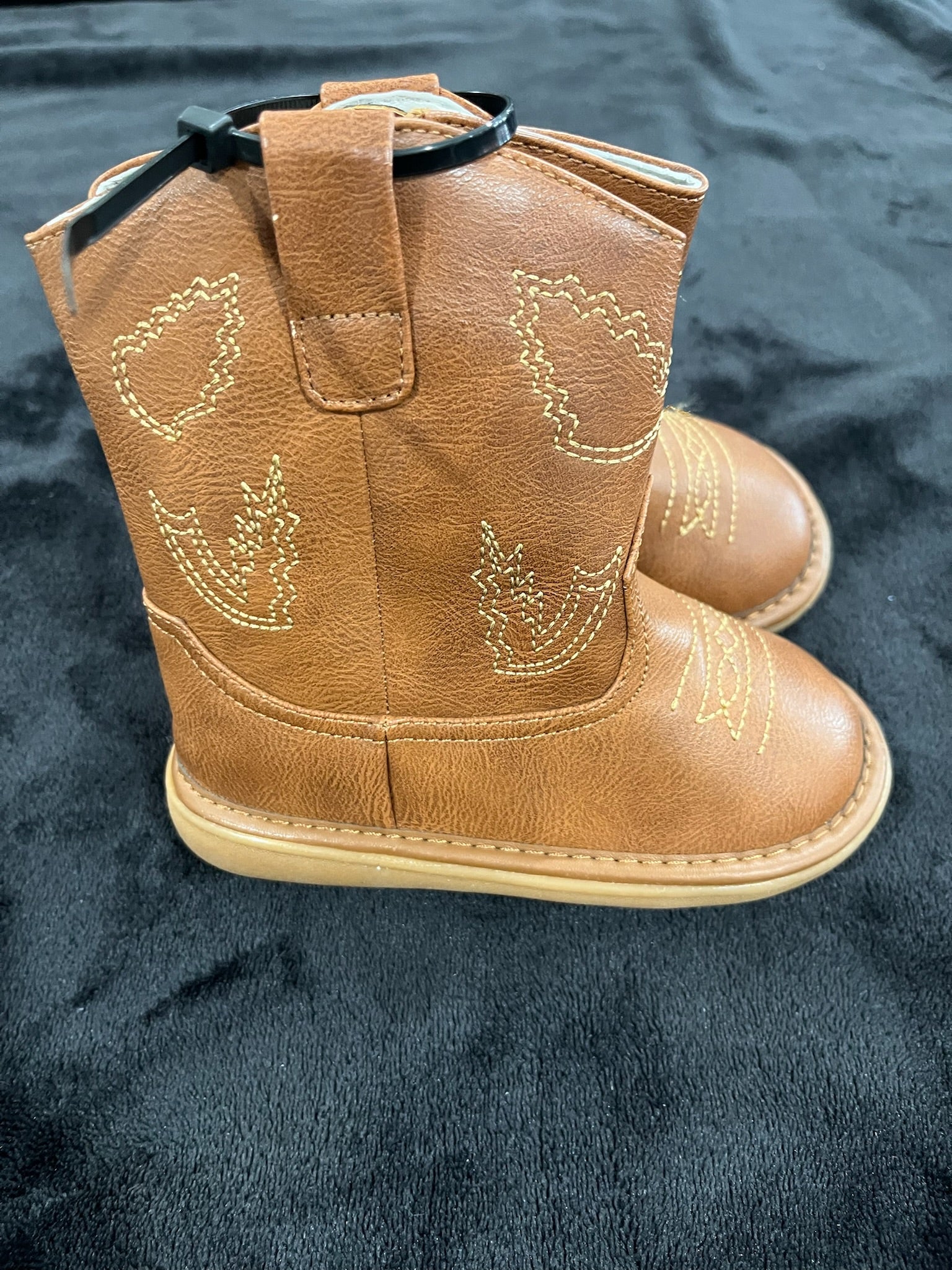 Boys Squeaky Brown Boots image 3