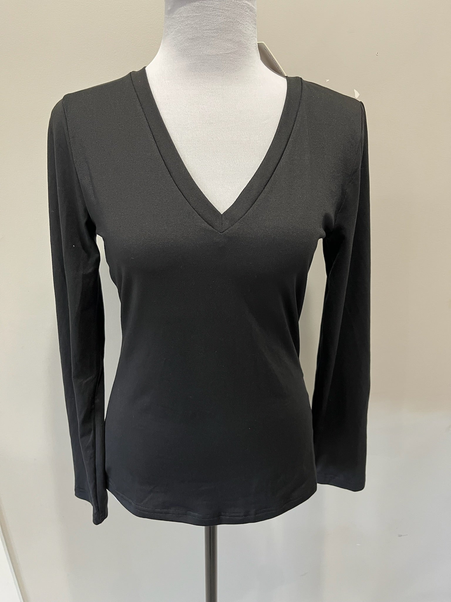 Women’s Black Long Sleeve Shirt image 0
