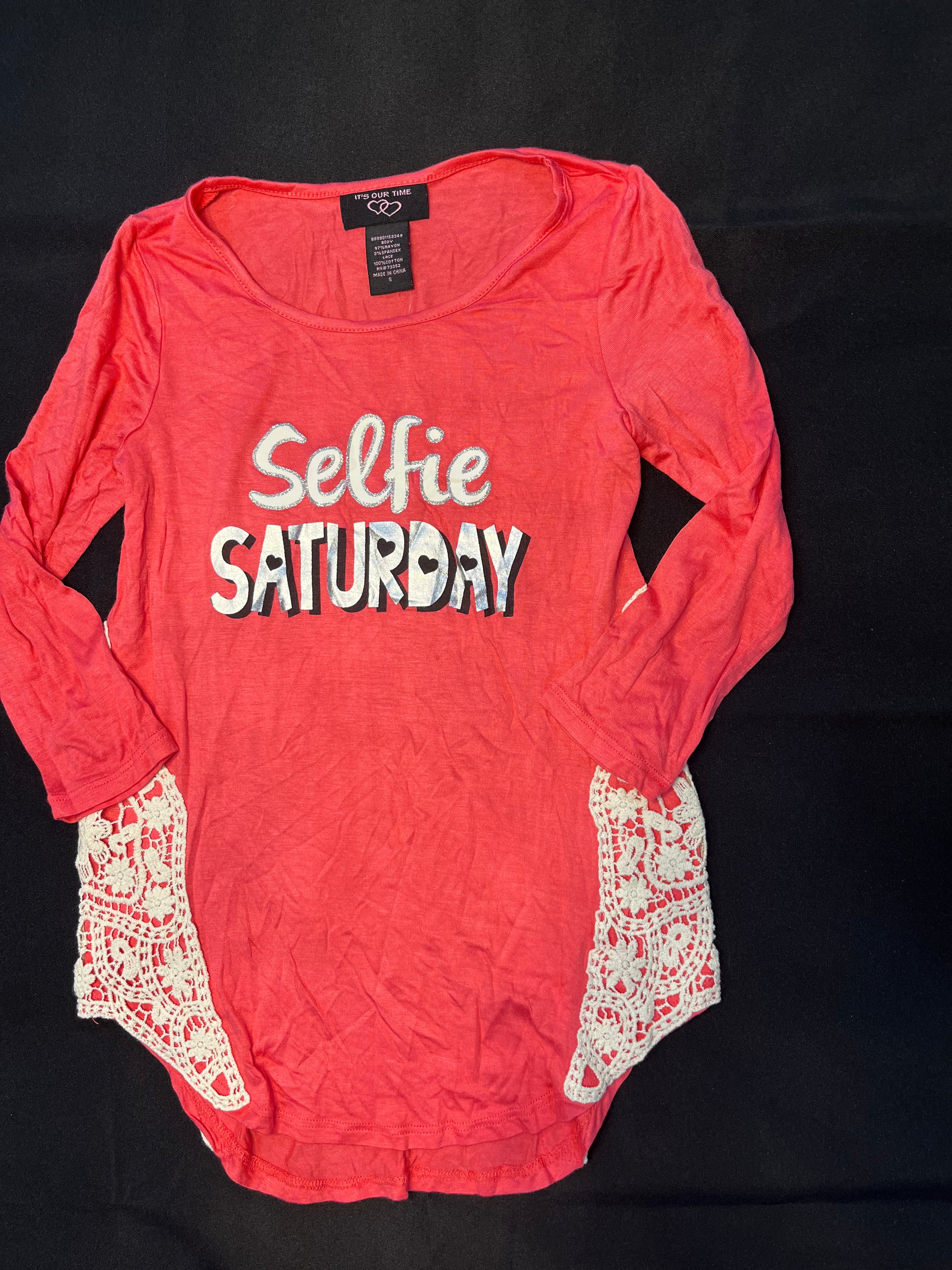 Selfie Saturday Shirt image 0