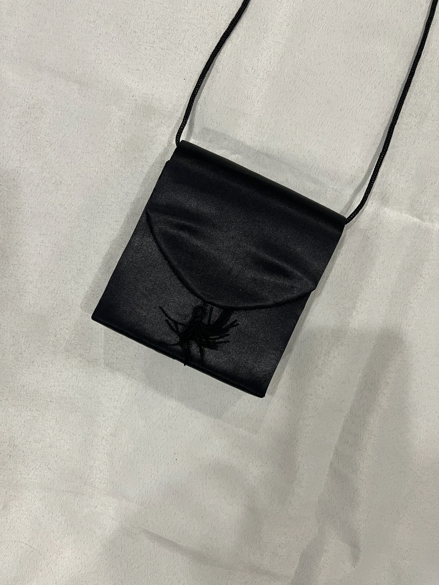 Small Black Purse With Front Tassel image 2