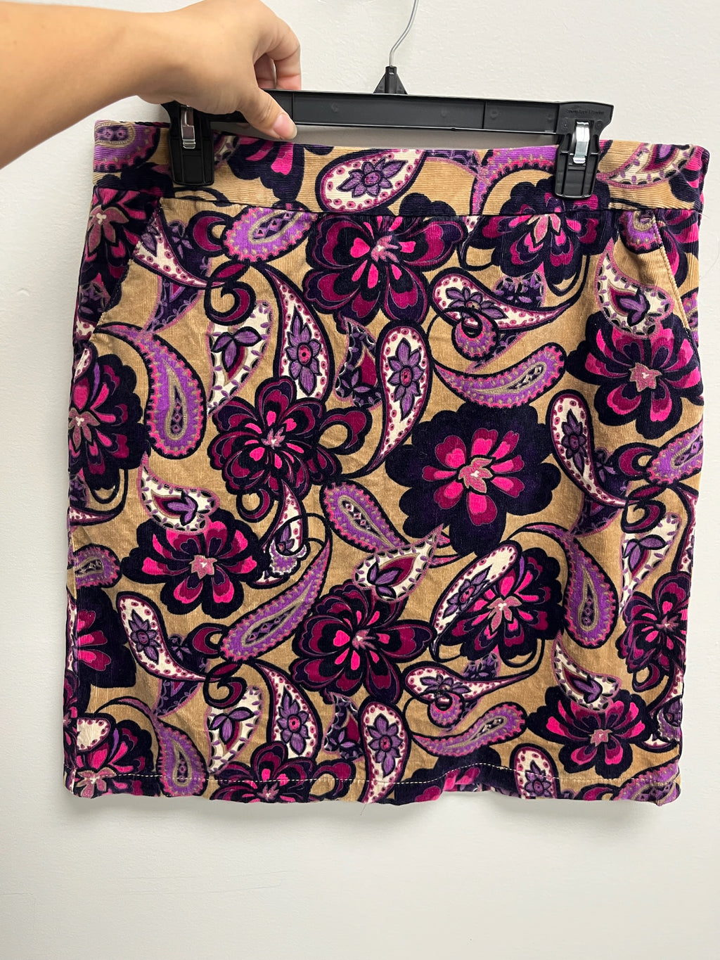 Used Women’s Skirt