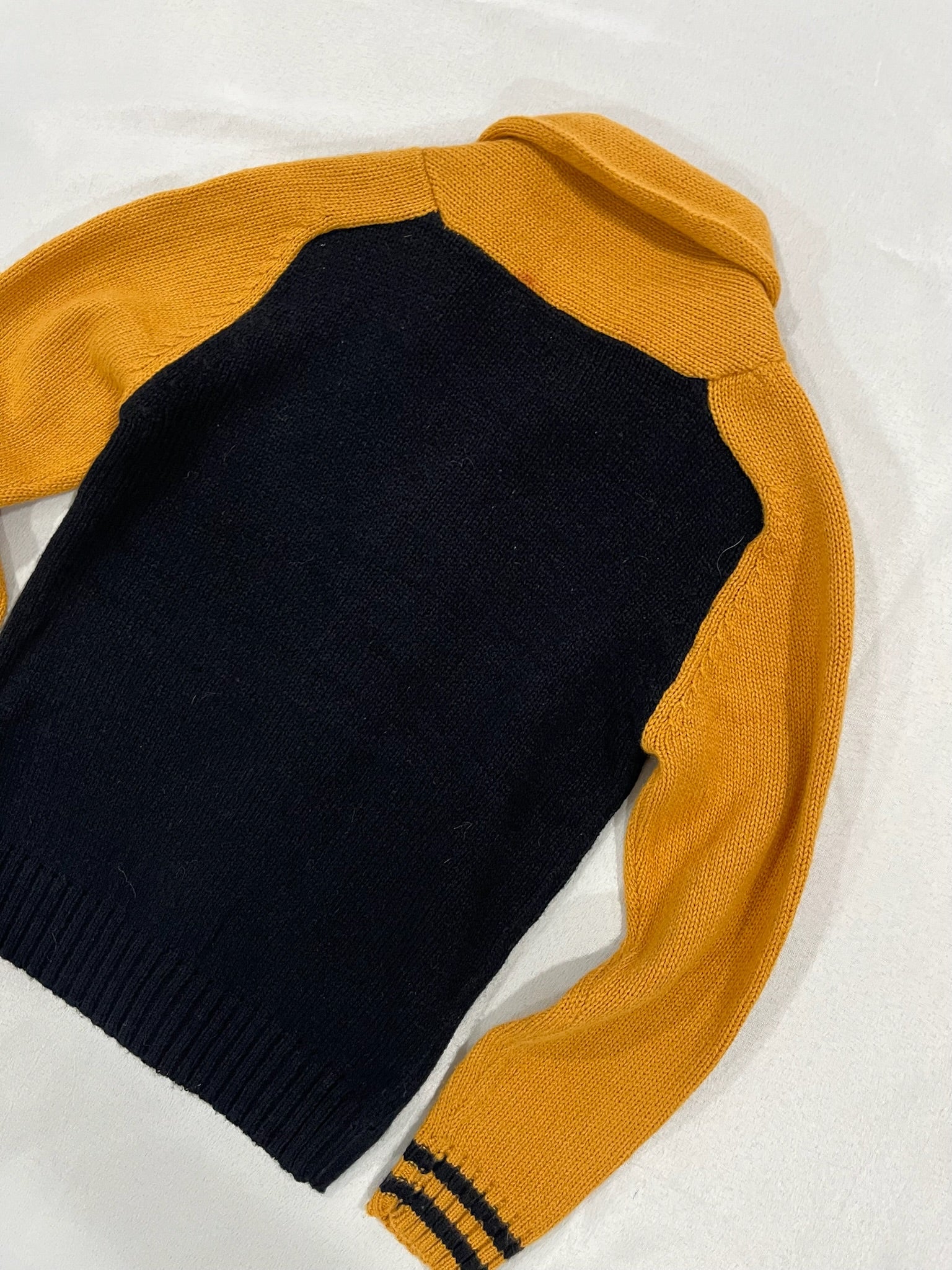 Children’s Unisex Black & Yellow Button up image 1