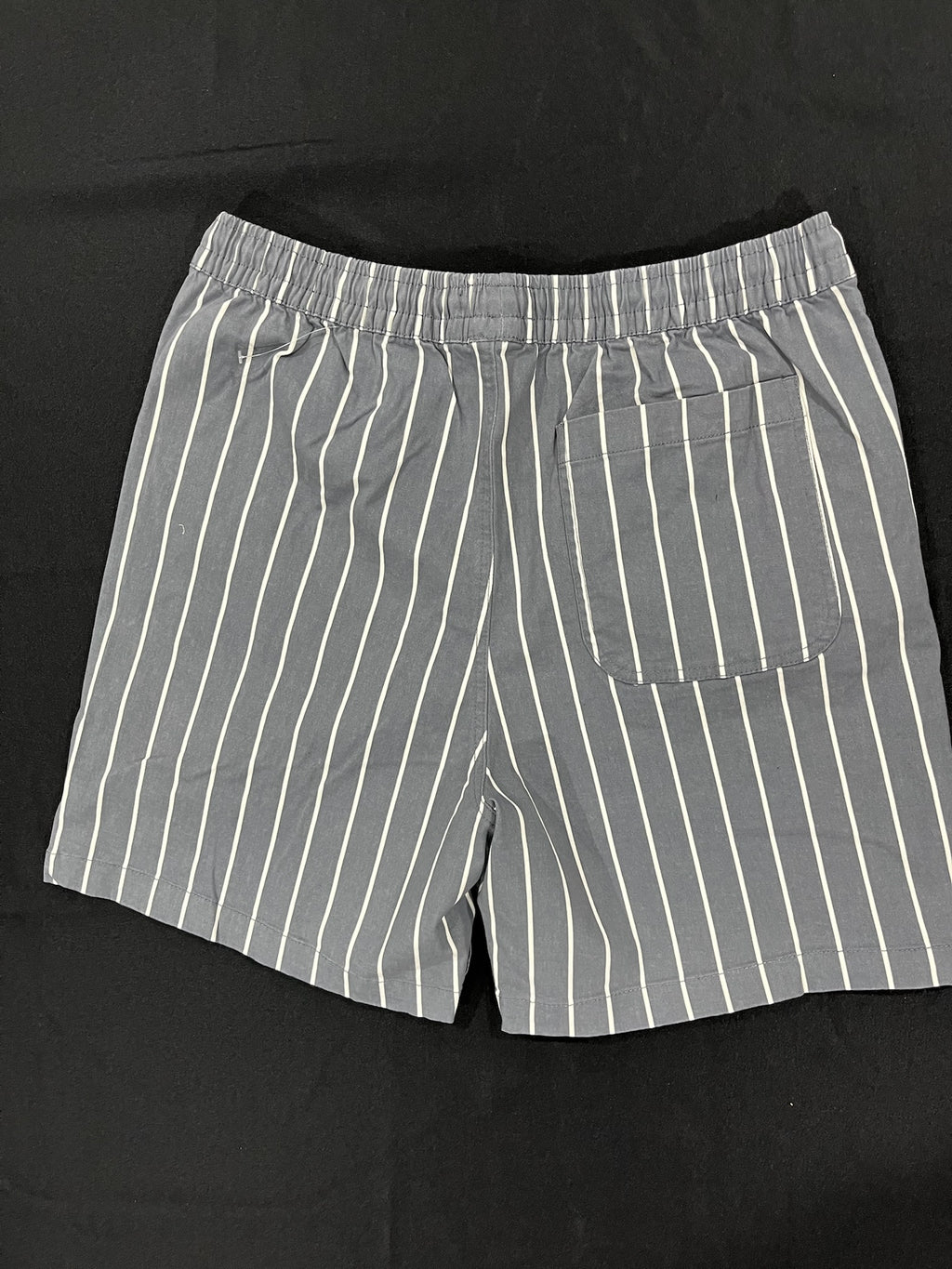 Men’s Grey Striped Shorts image 2